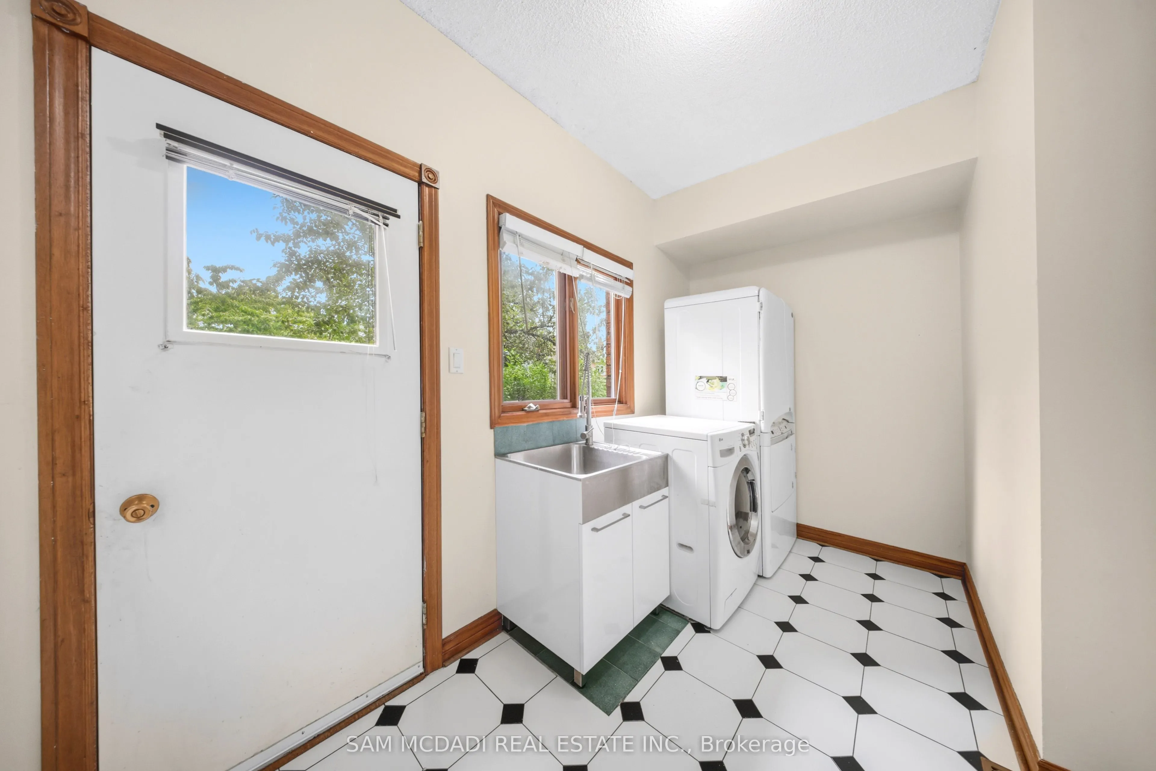 5109 Elderview Court