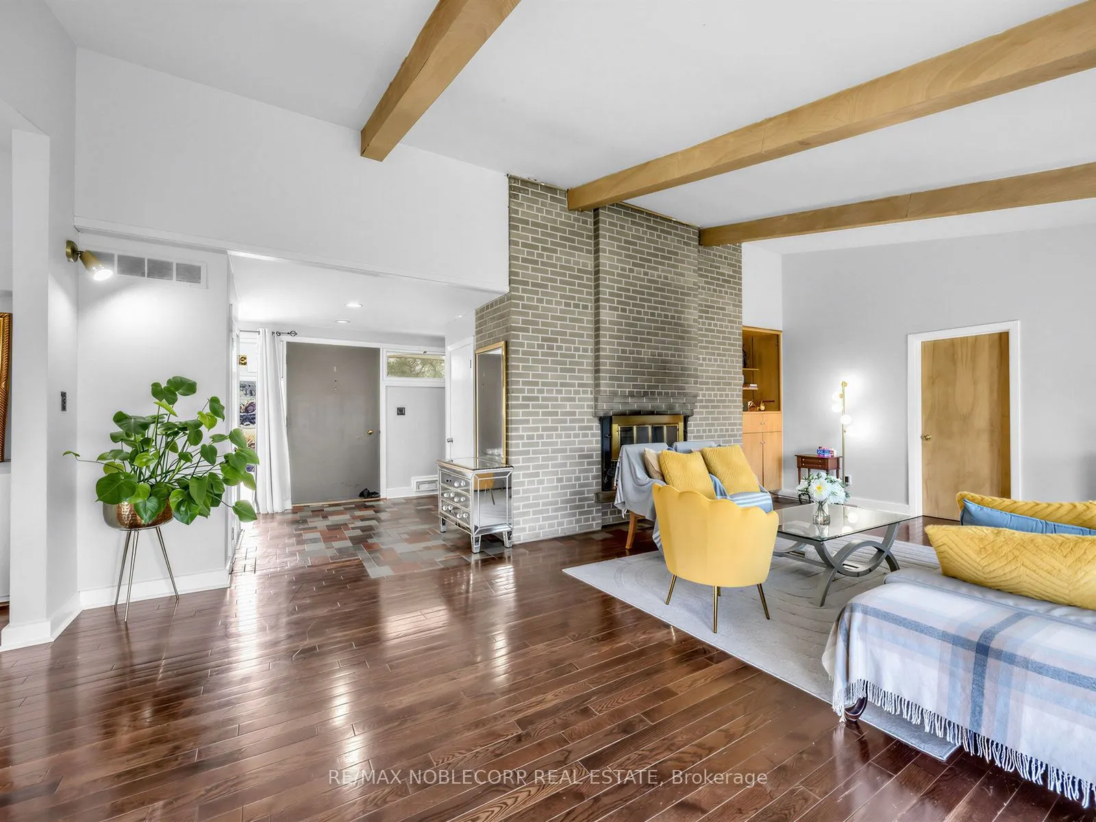 12 George McKenzie Court