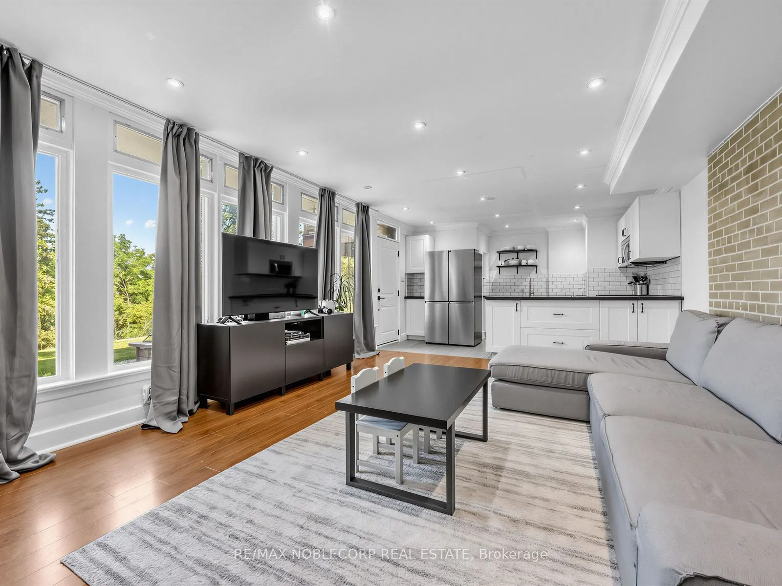 12 George McKenzie Court