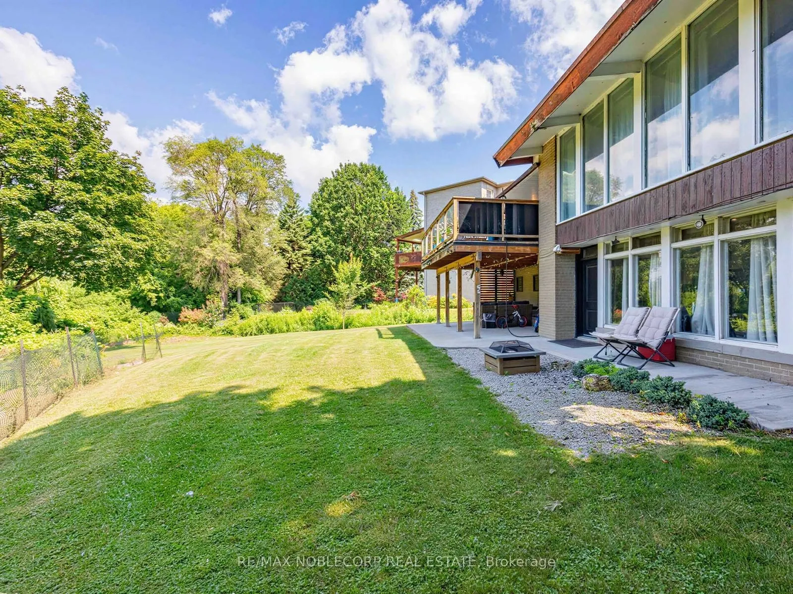 12 George McKenzie Court