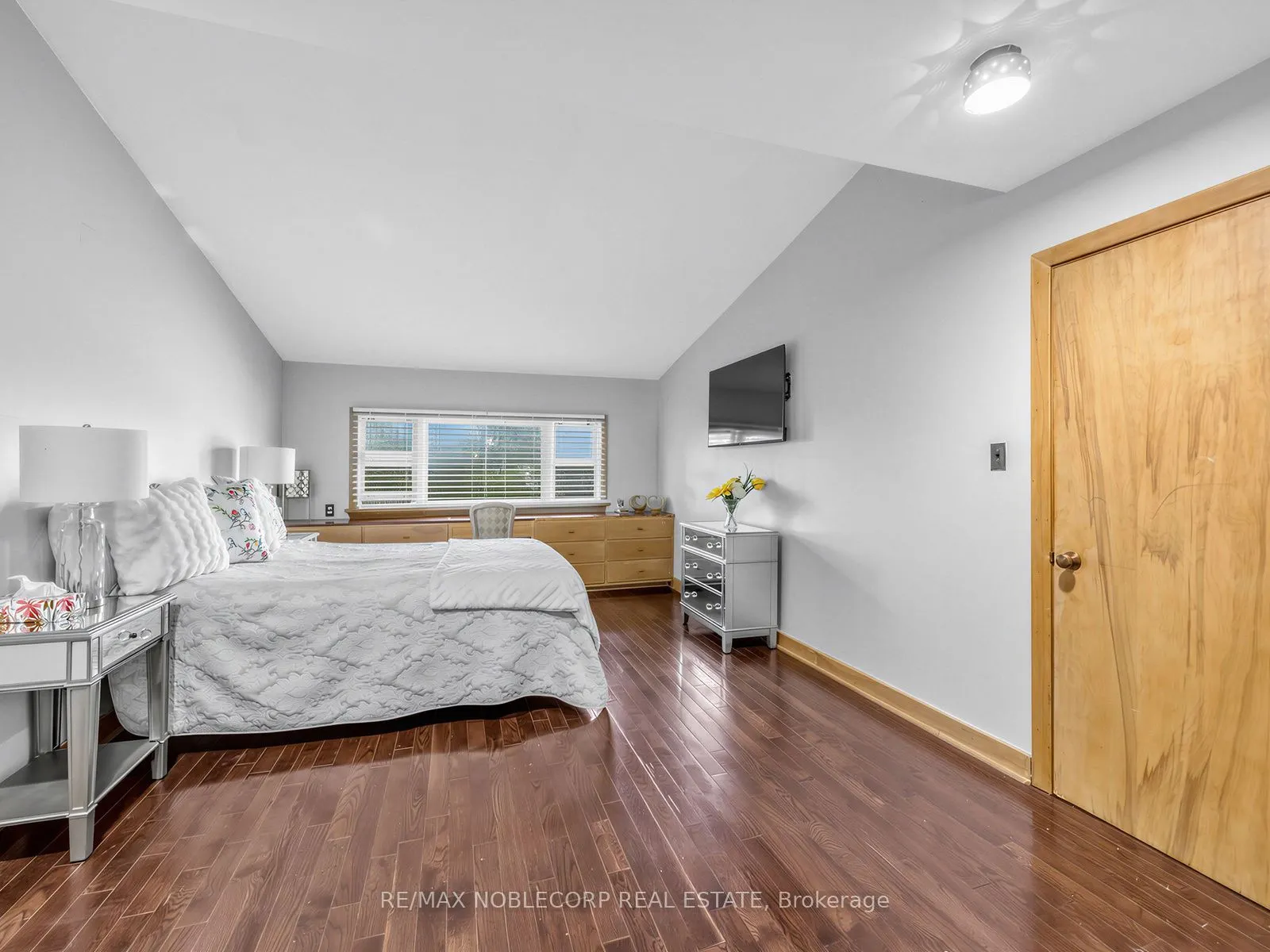 12 George McKenzie Court