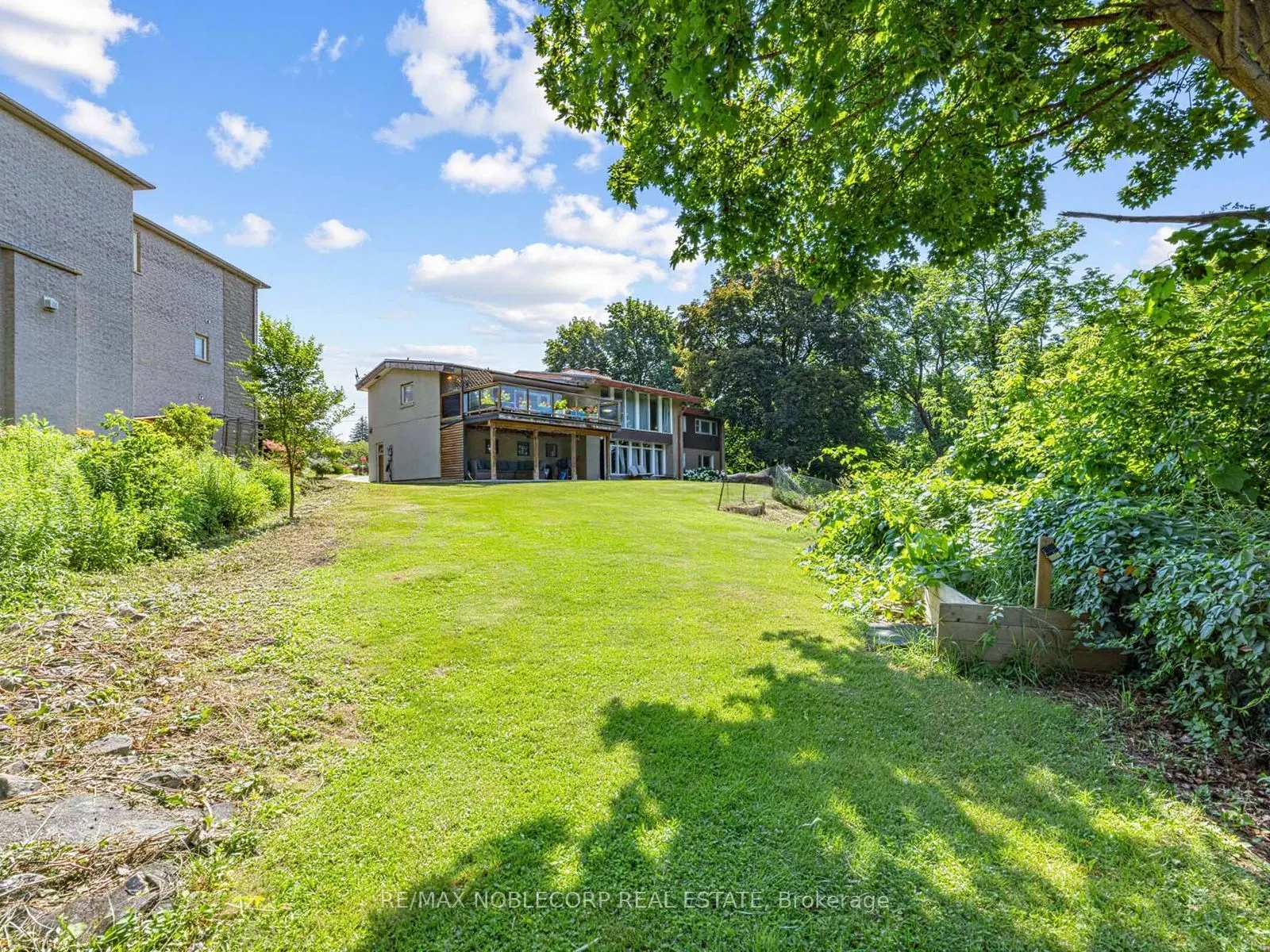 12 George McKenzie Court