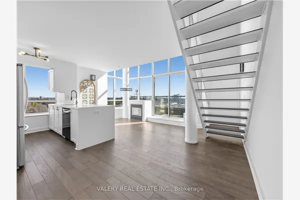 250 Manitoba Street #827