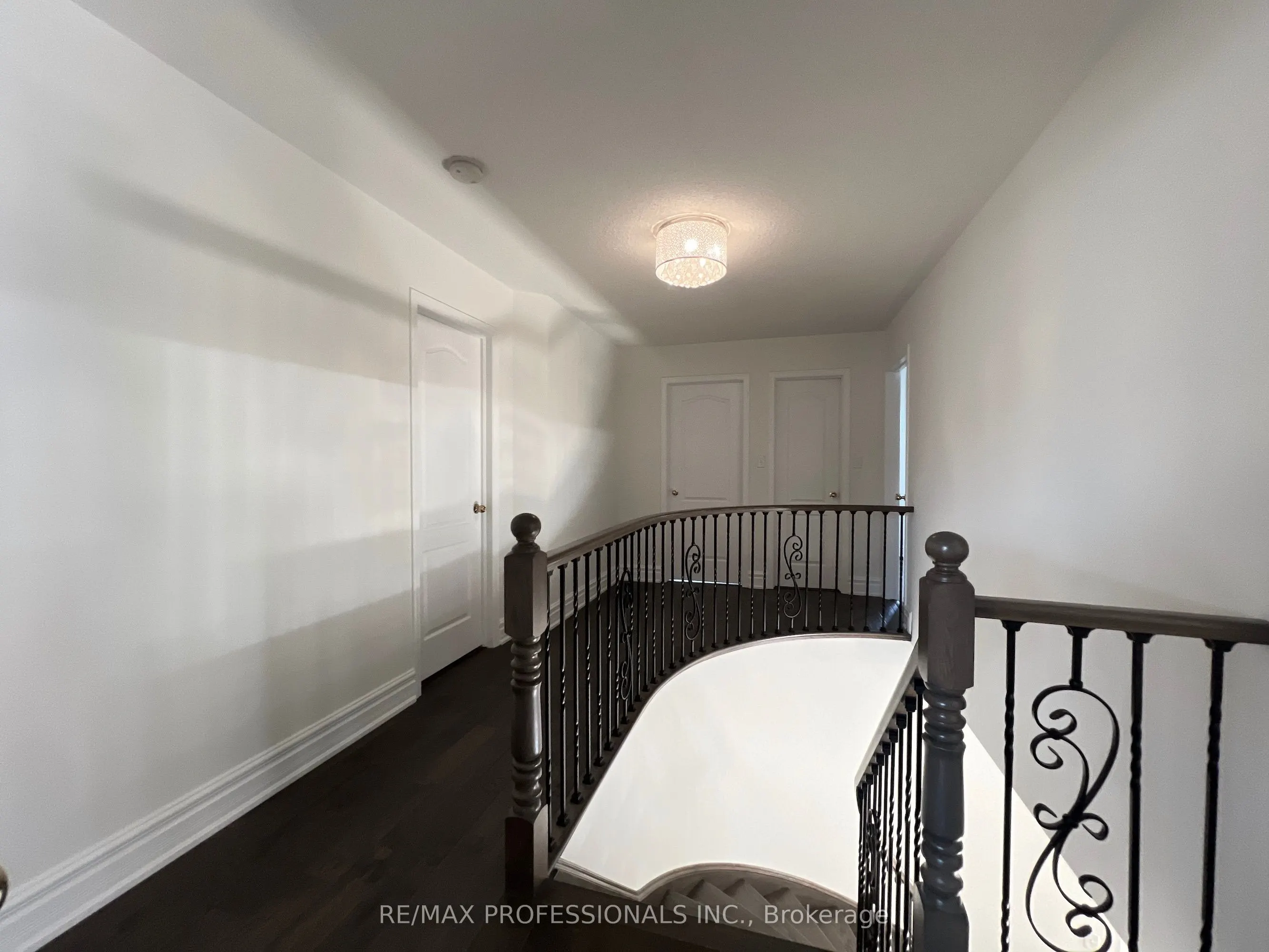 3895 Henrietta Way