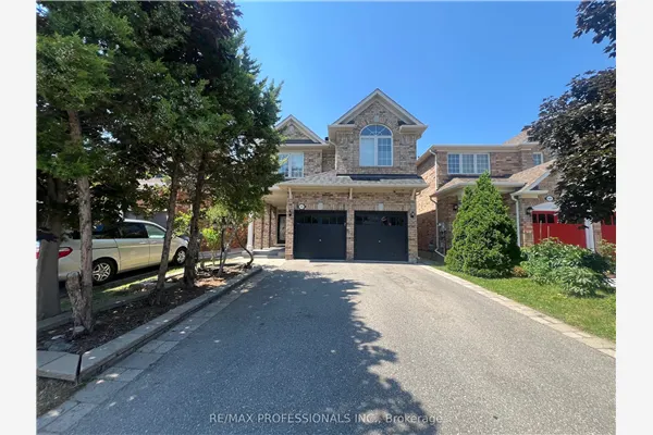 3895 Henrietta Way