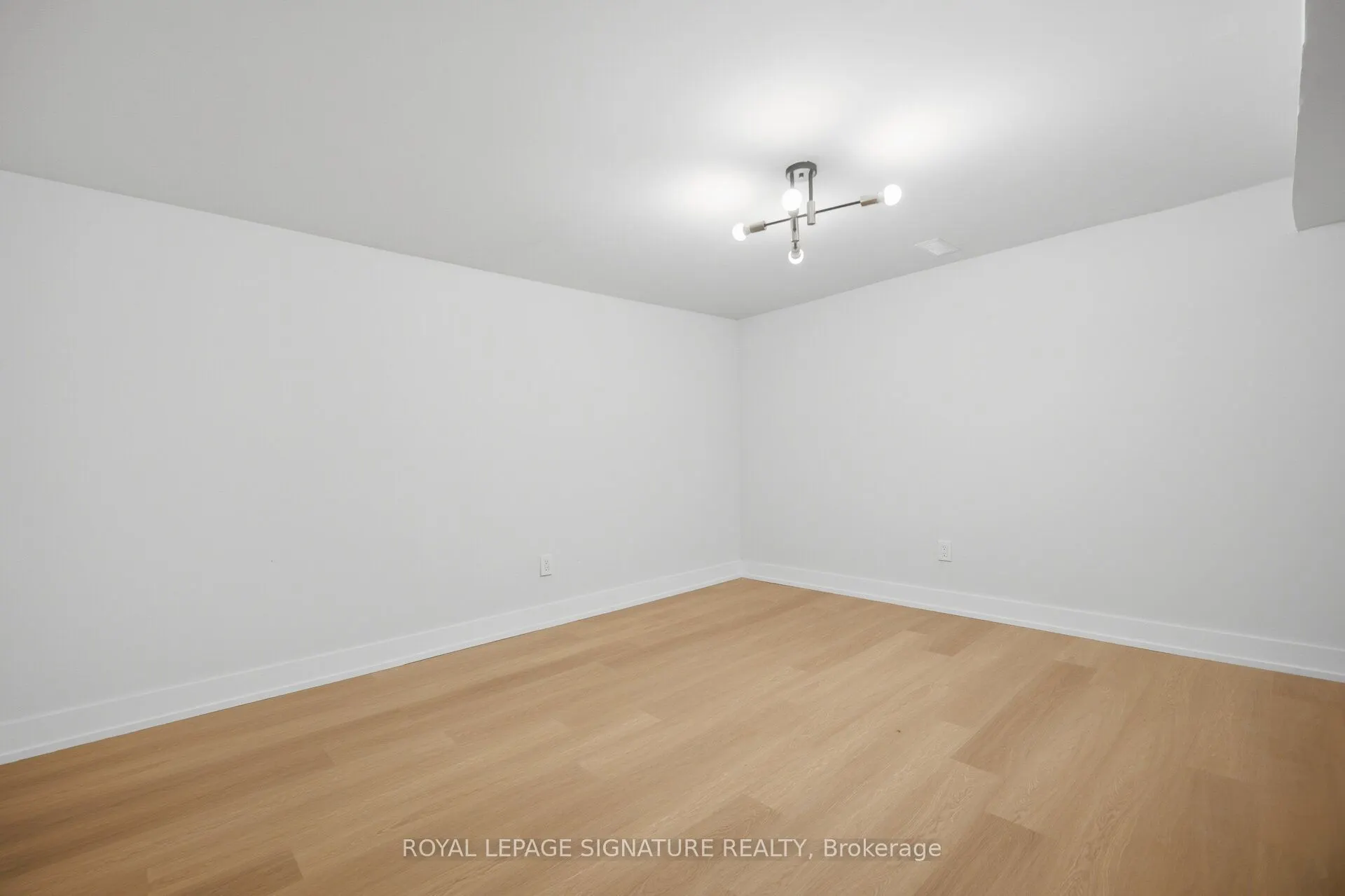 2599 Lundene Road