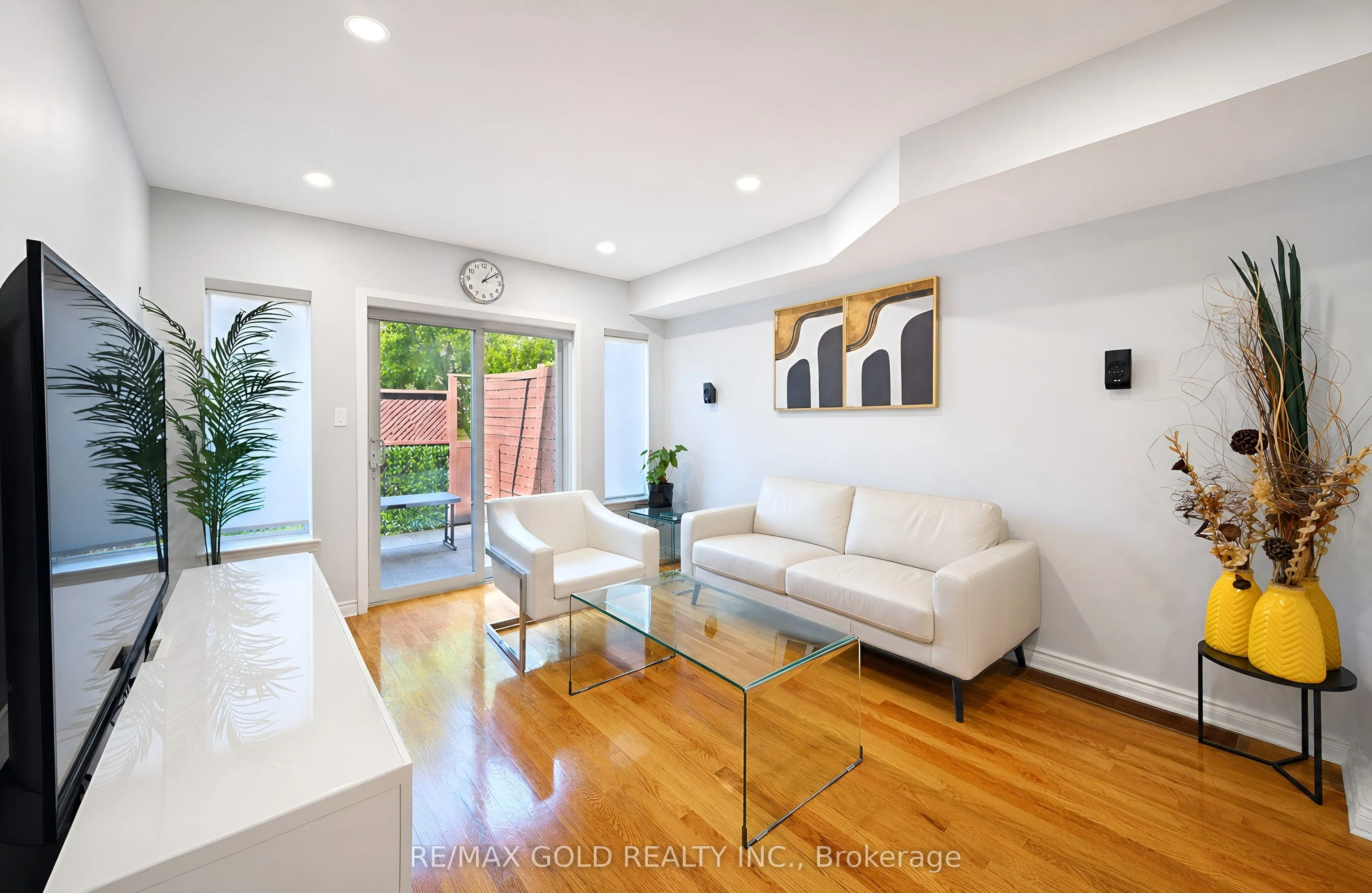 80 Strathaven Drive #53