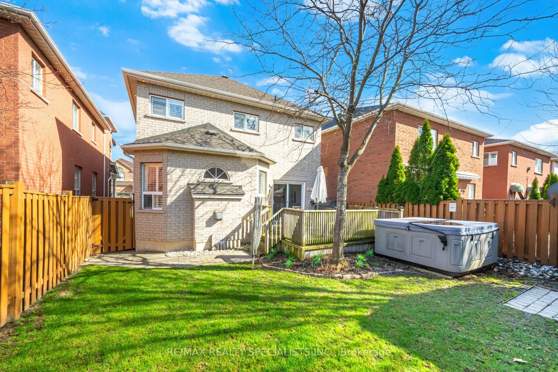 187 Cooke Crescent