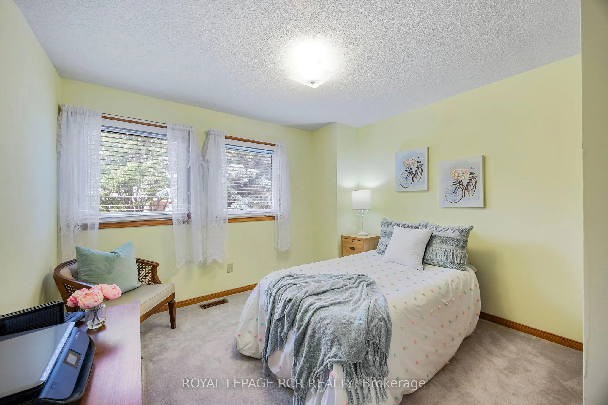 39 Passmore Avenue