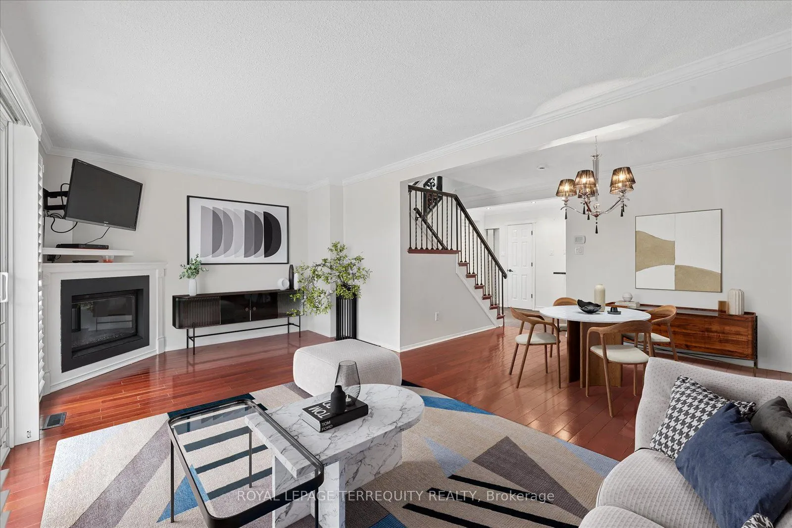 1825 Hyde Mill Crescent #26