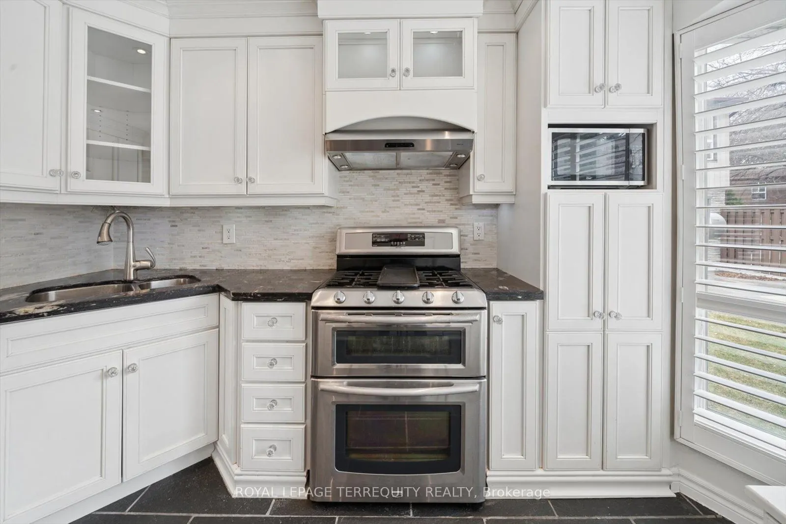 1825 Hyde Mill Crescent #26