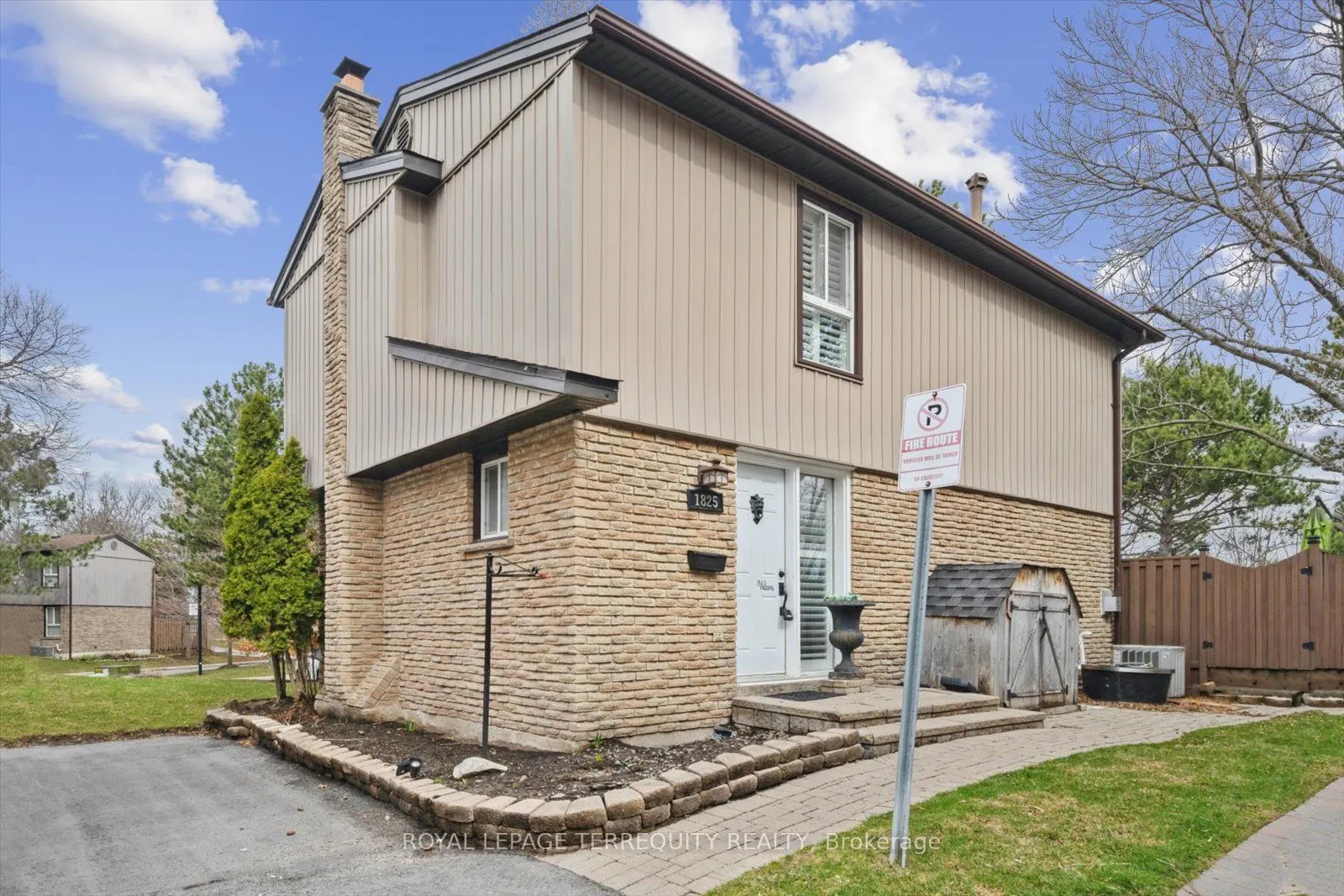 1825 Hyde Mill Crescent #26