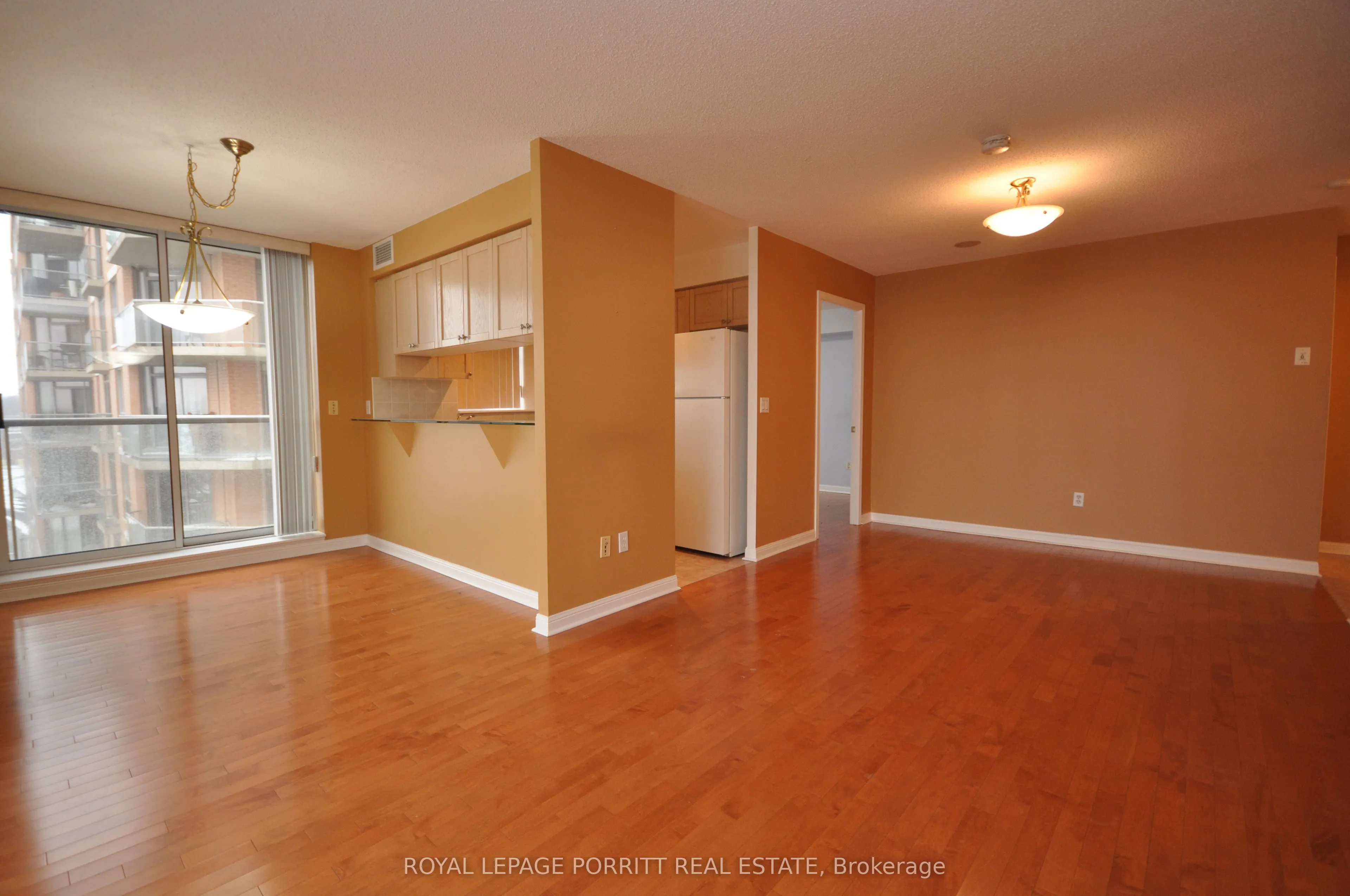 1140 Parkwest Place #901