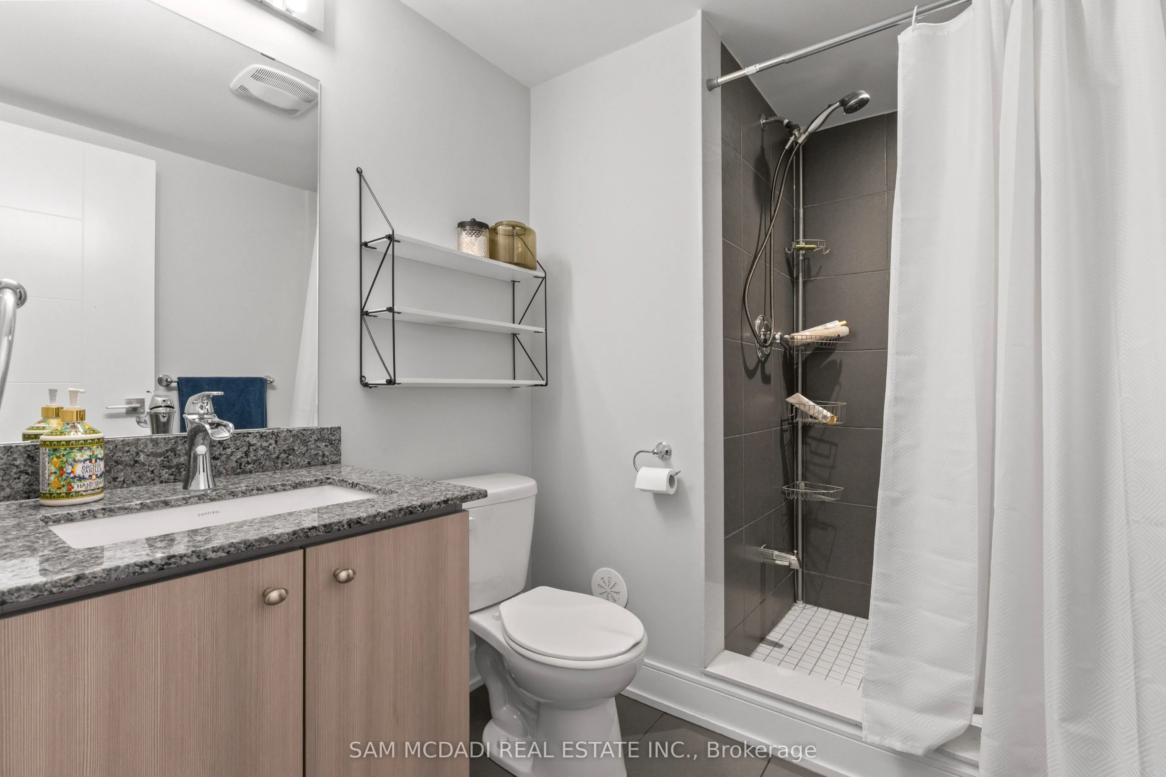 1120 Beachcomber Road