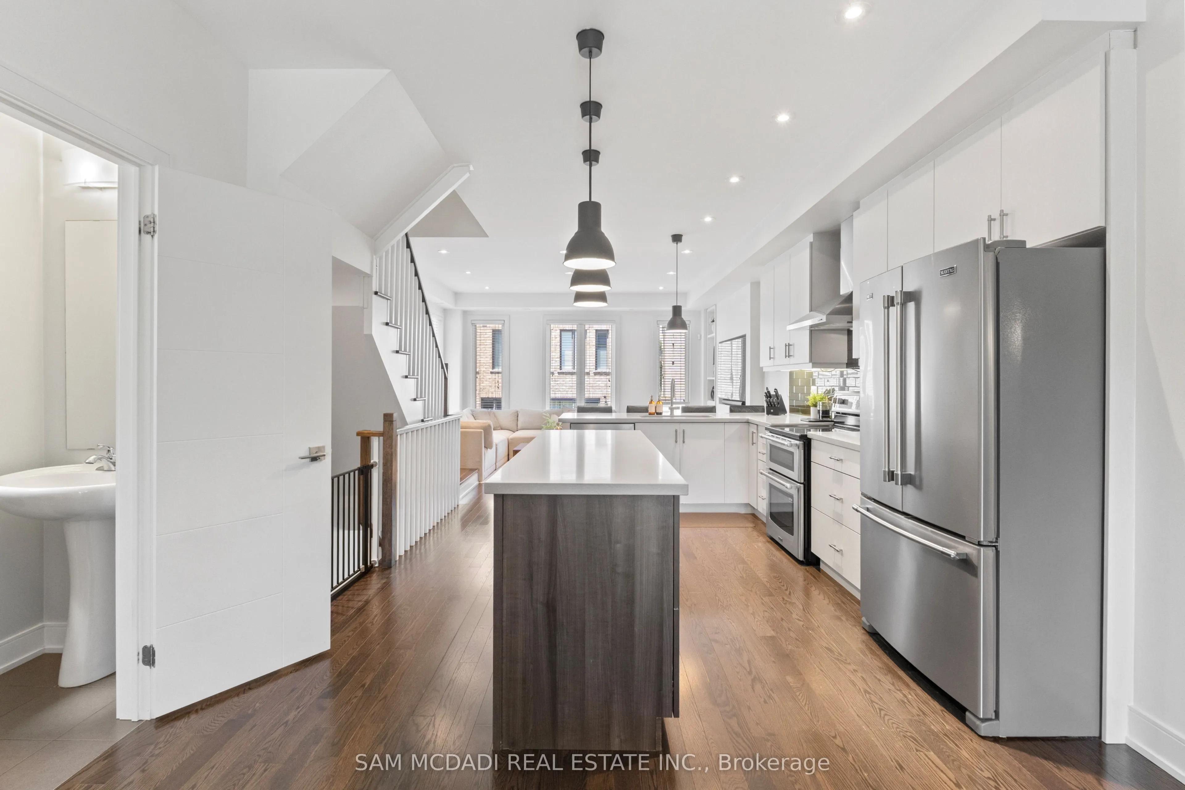 1120 Beachcomber Road