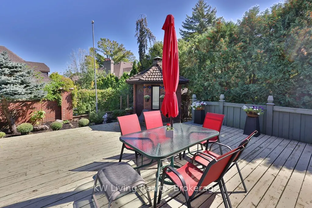 1070 Geran Crescent
