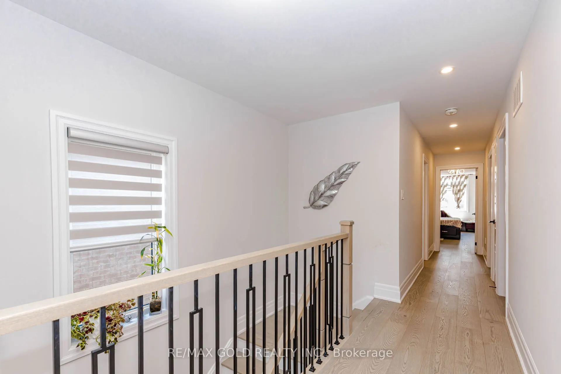 7 Overstone Road