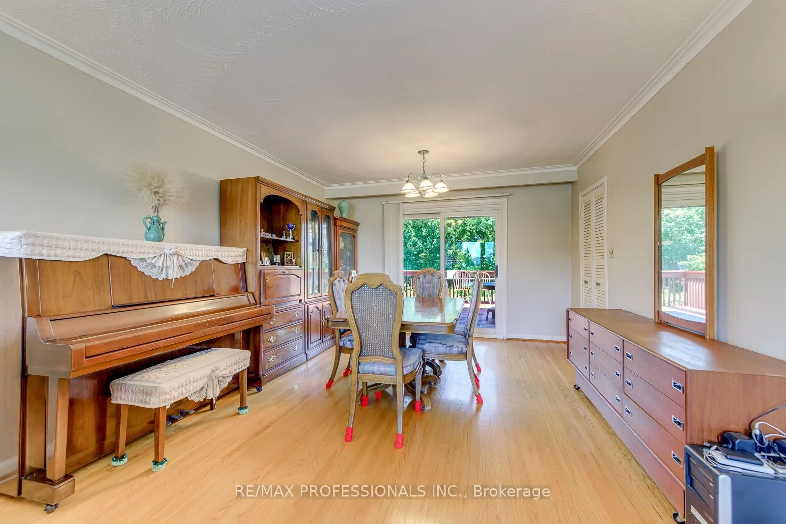 256 Wellesworth Drive