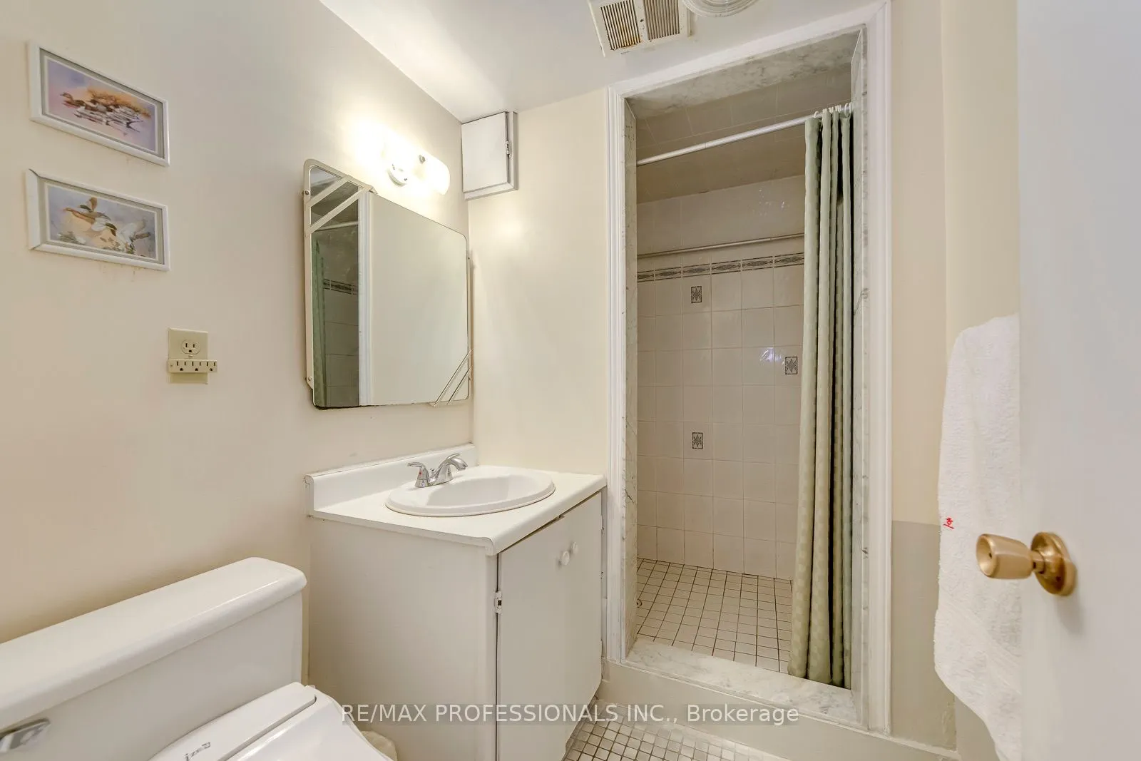 256 Wellesworth Drive