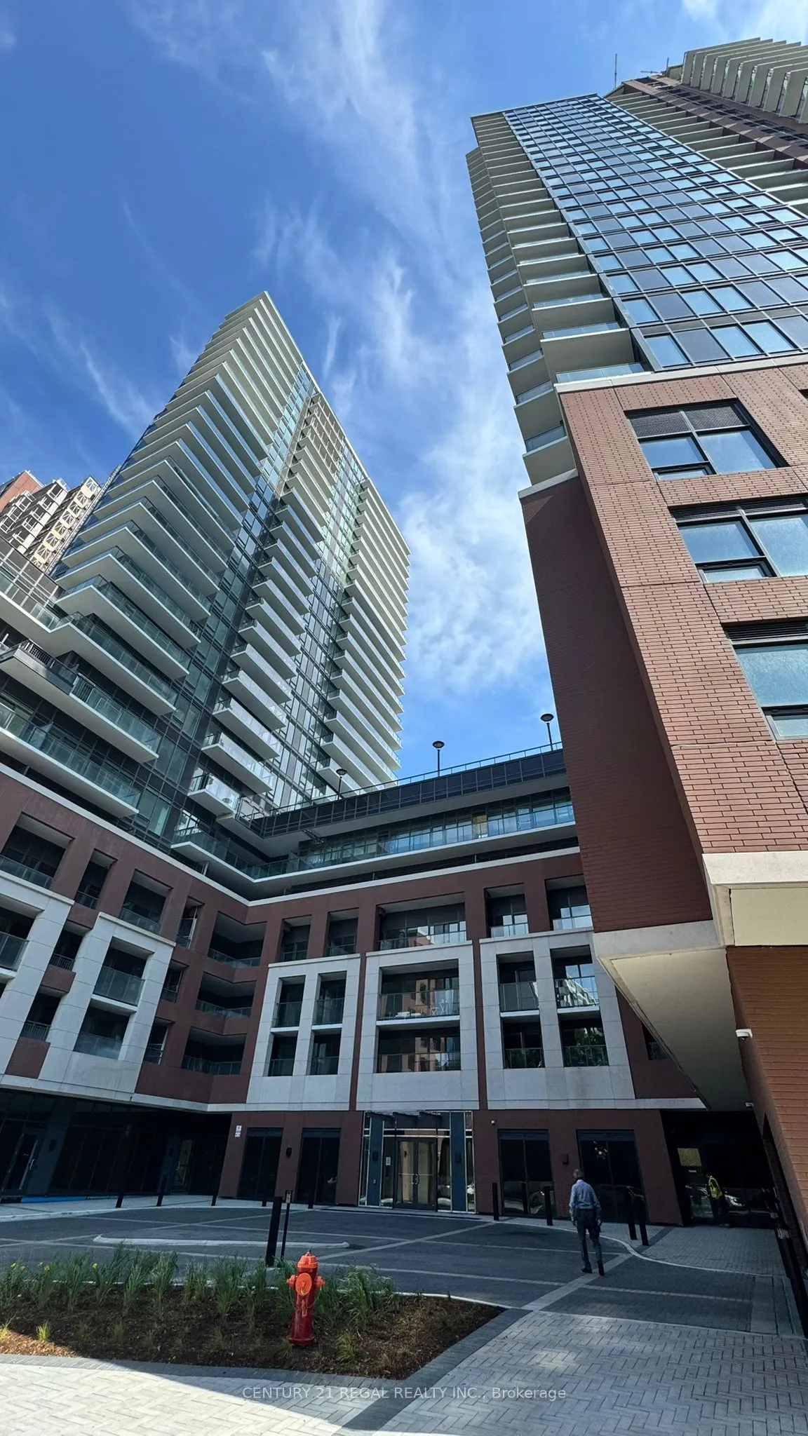 4010 Eglinton Avenue W #417