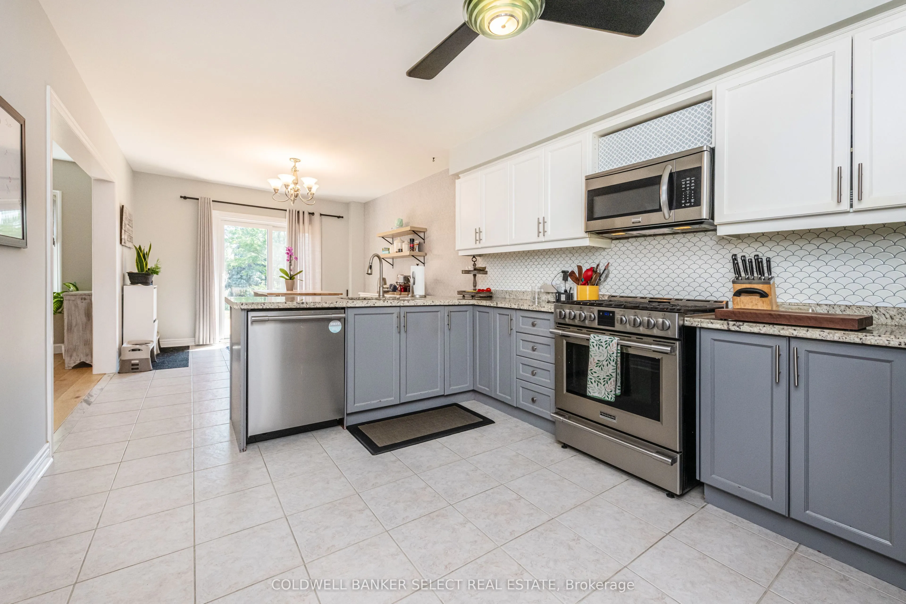 32 Coolspring Crescent