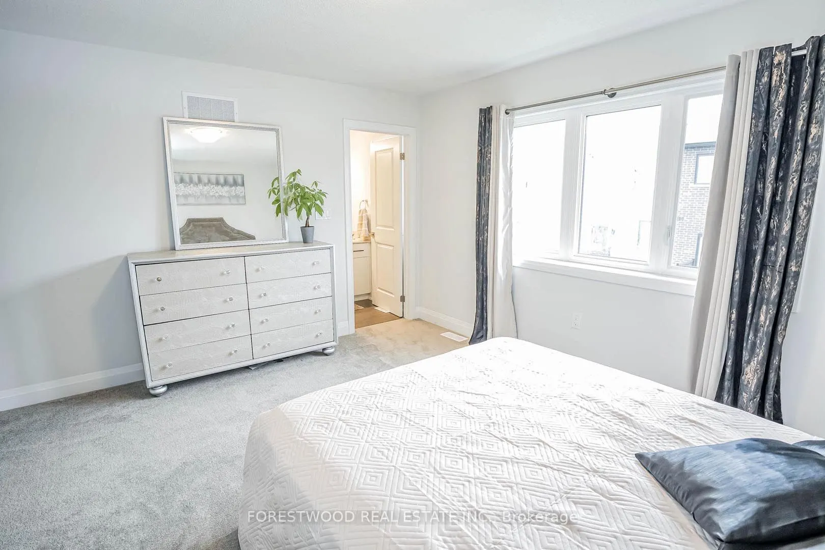 53 Humberstone Drive