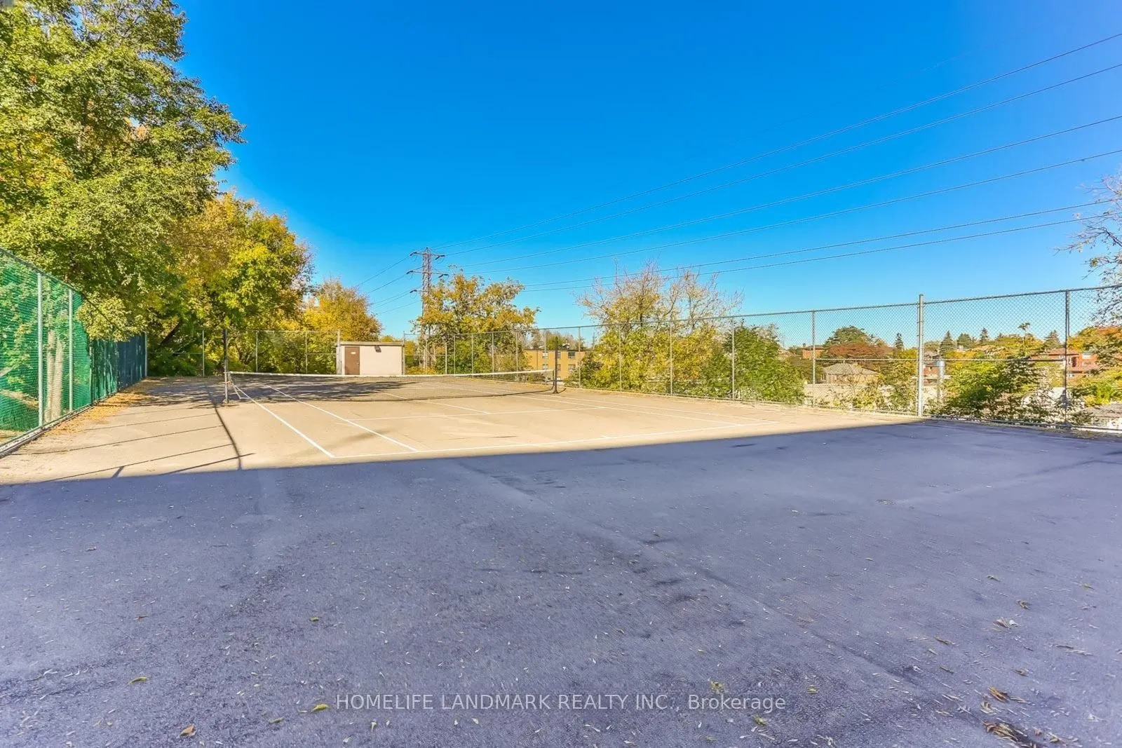 541 Blackthorn Avenue #107