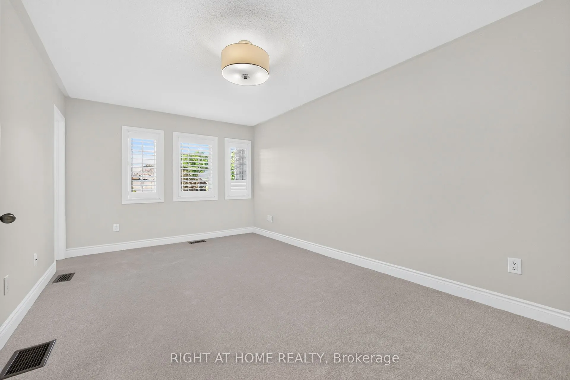346 Creek Path Avenue