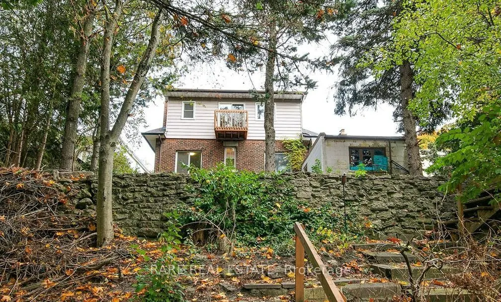 224 Ellis Avenue