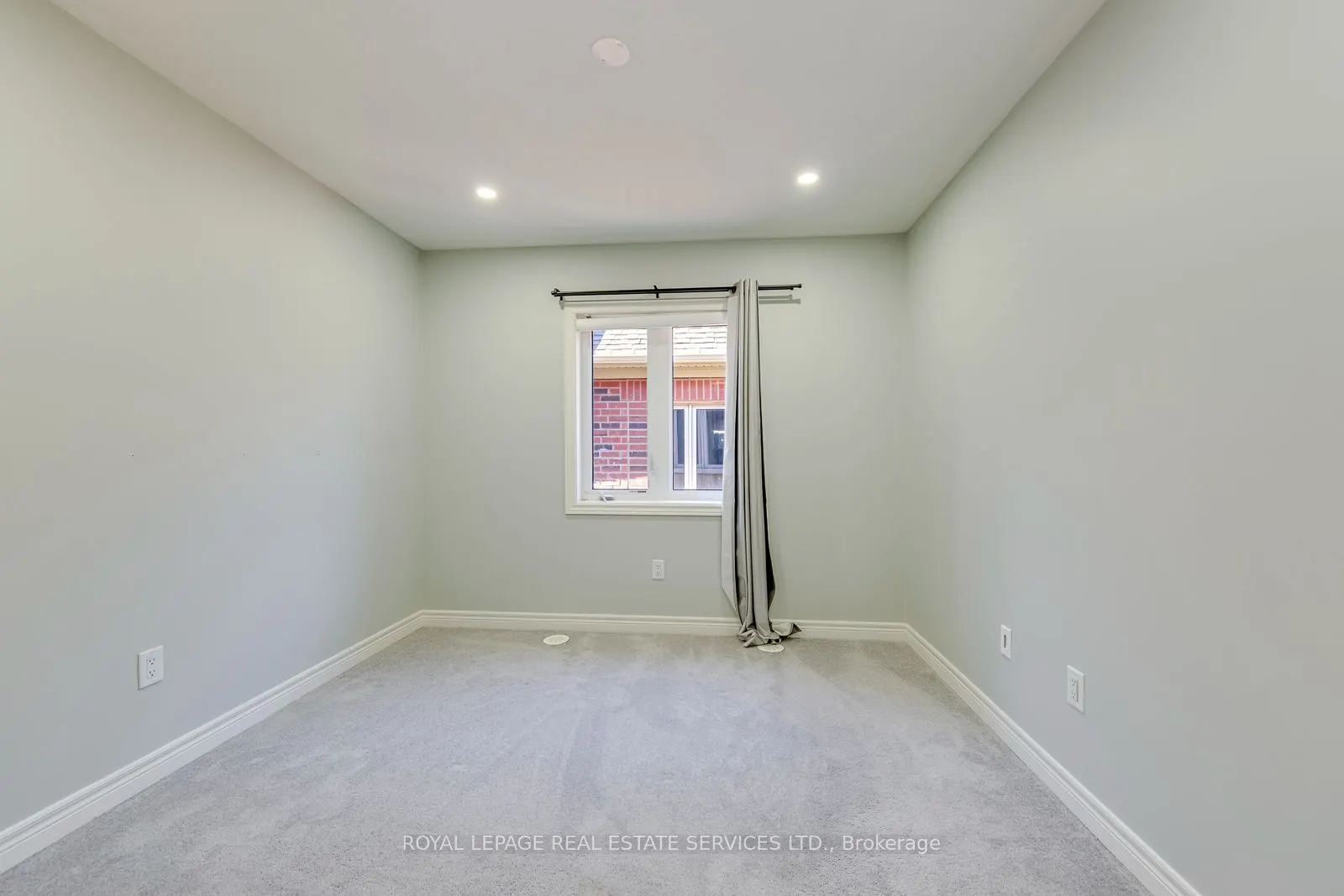 486 Silver Maple Road