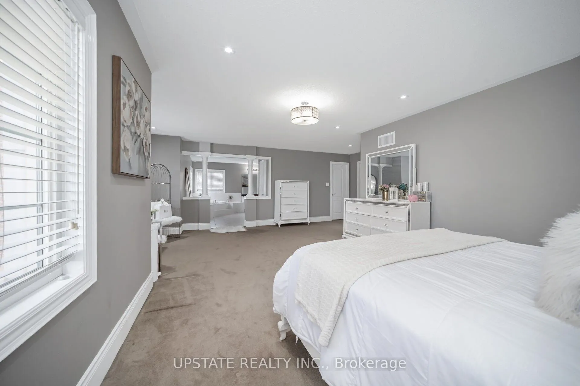 2 Beachville Circle
