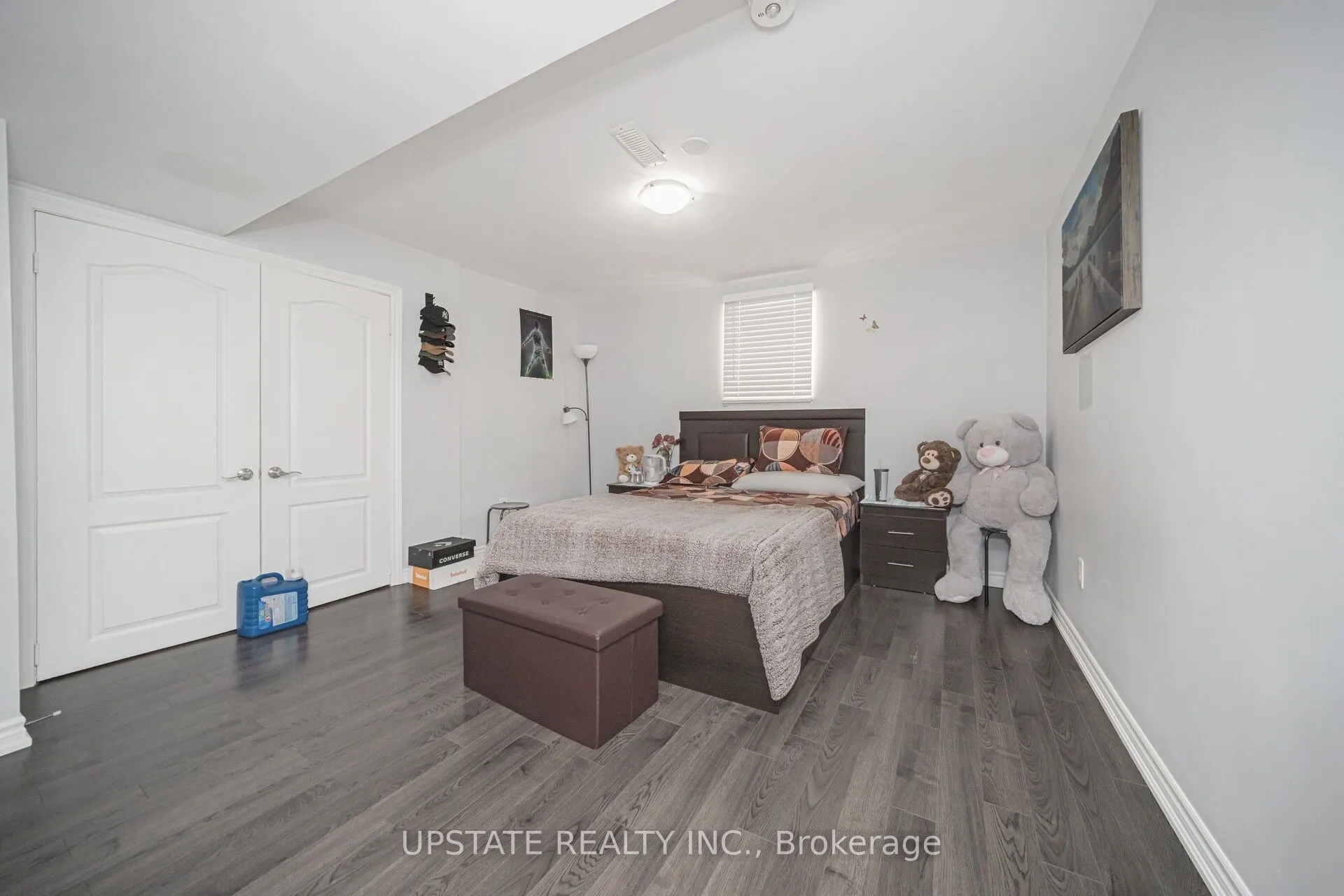 2 Beachville Circle