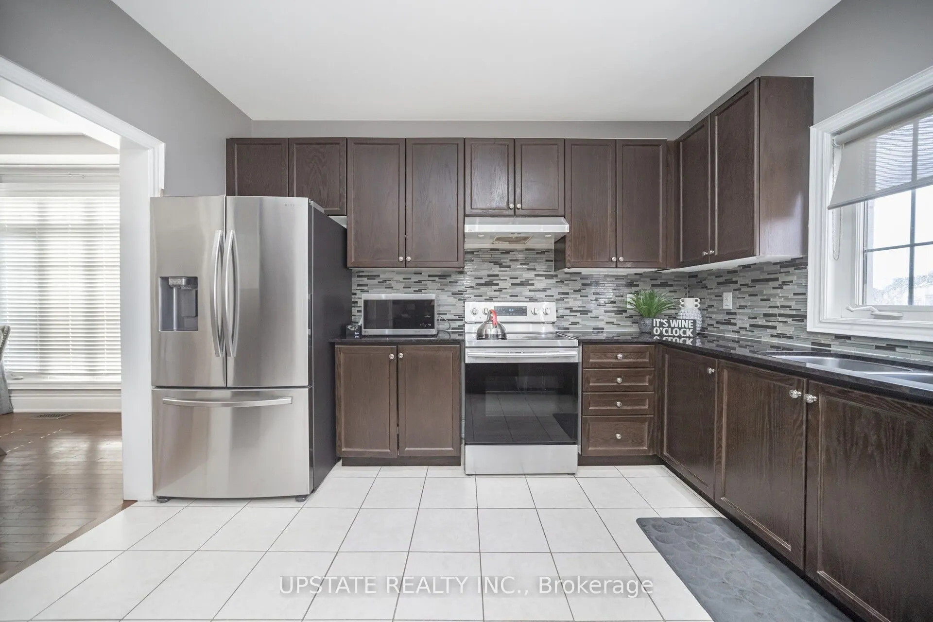 2 Beachville Circle