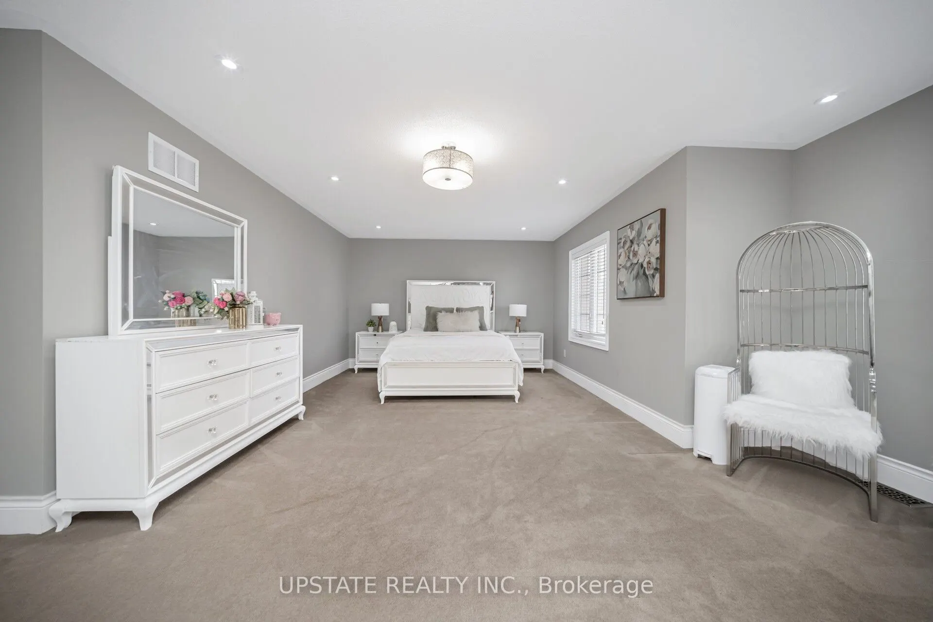 2 Beachville Circle