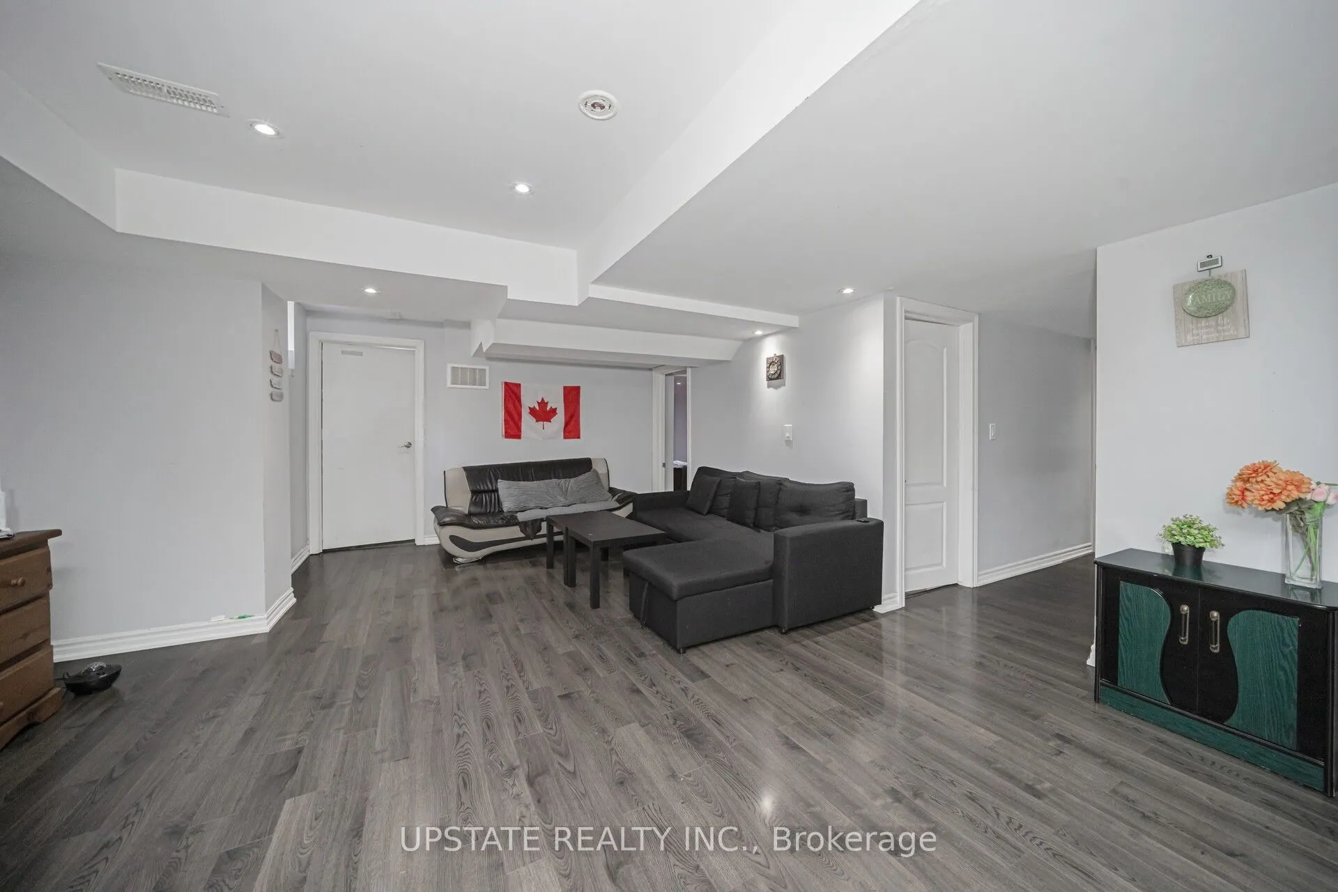 2 Beachville Circle