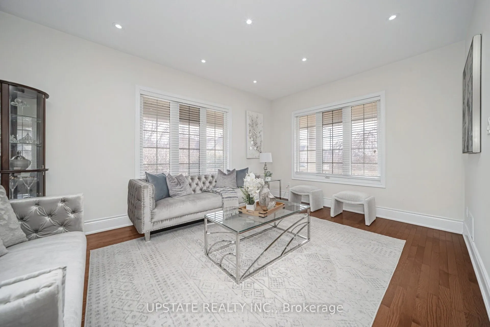 2 Beachville Circle