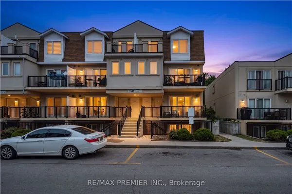 3041 Finch Avenue W #2072