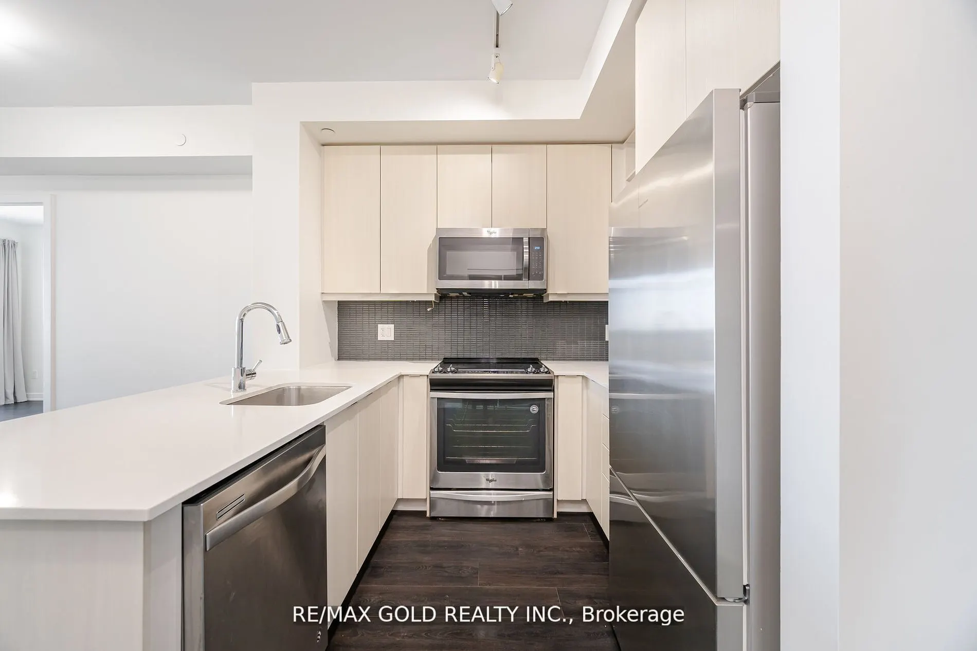 4633 Glen Erin Drive #607