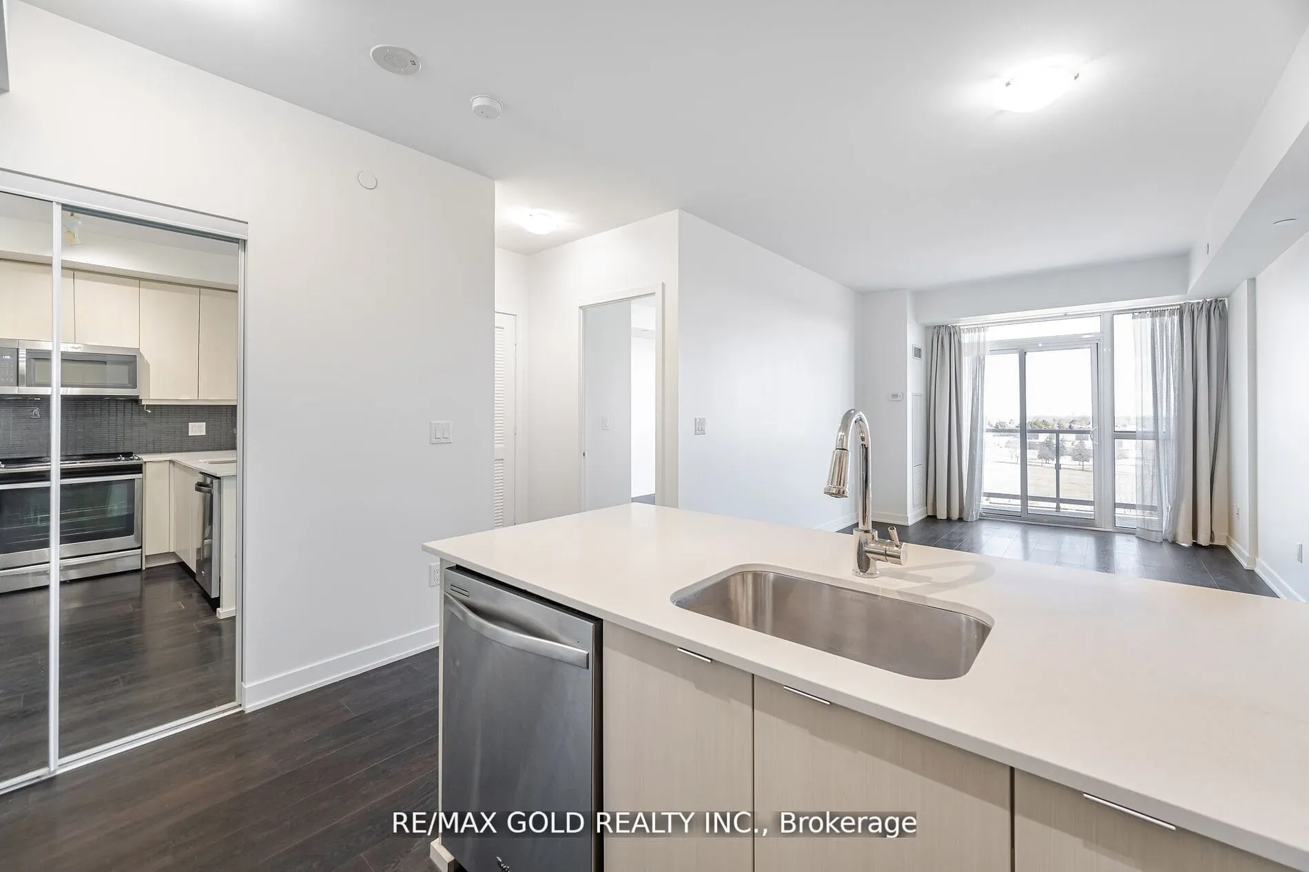 4633 Glen Erin Drive #607