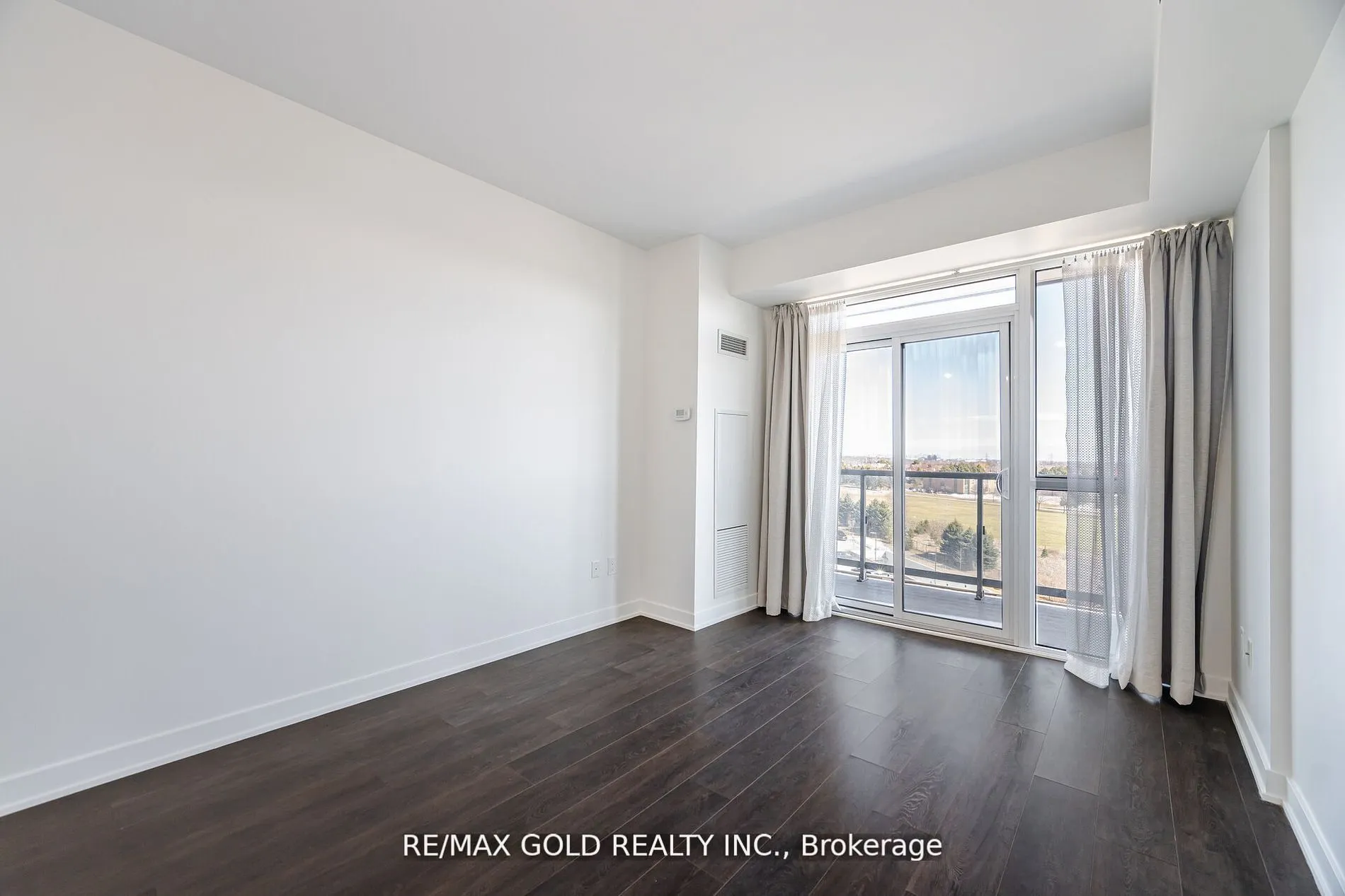 4633 Glen Erin Drive #607