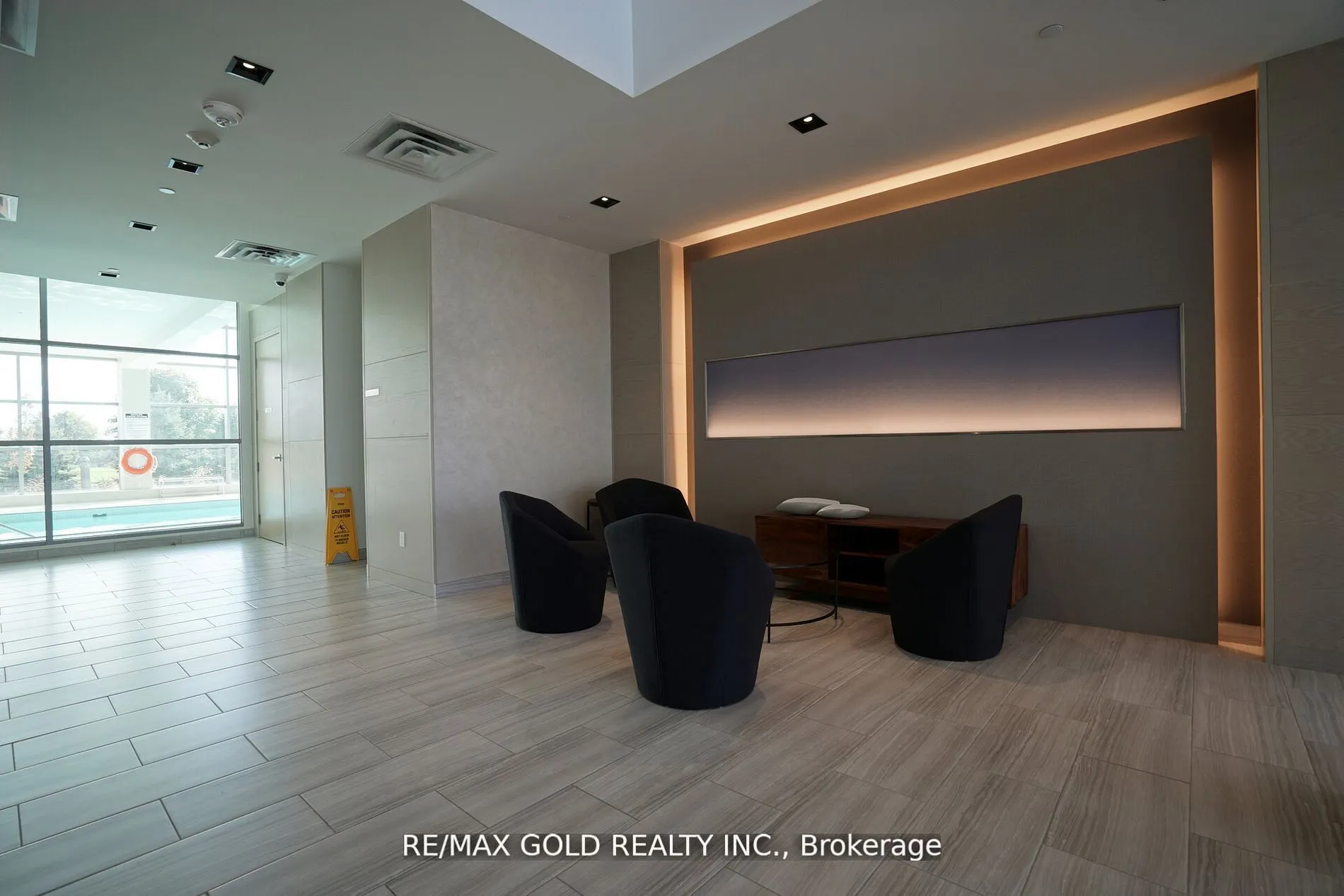 4633 Glen Erin Drive #607