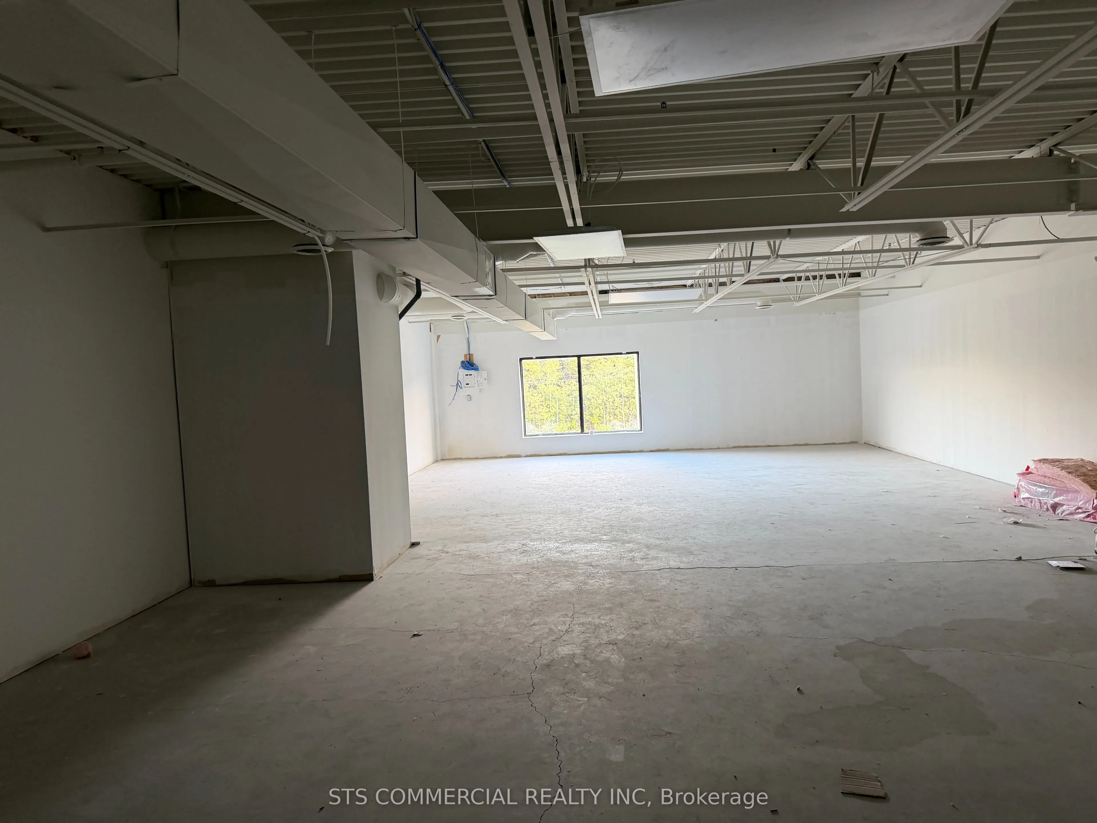695 Riddell Road #202-B