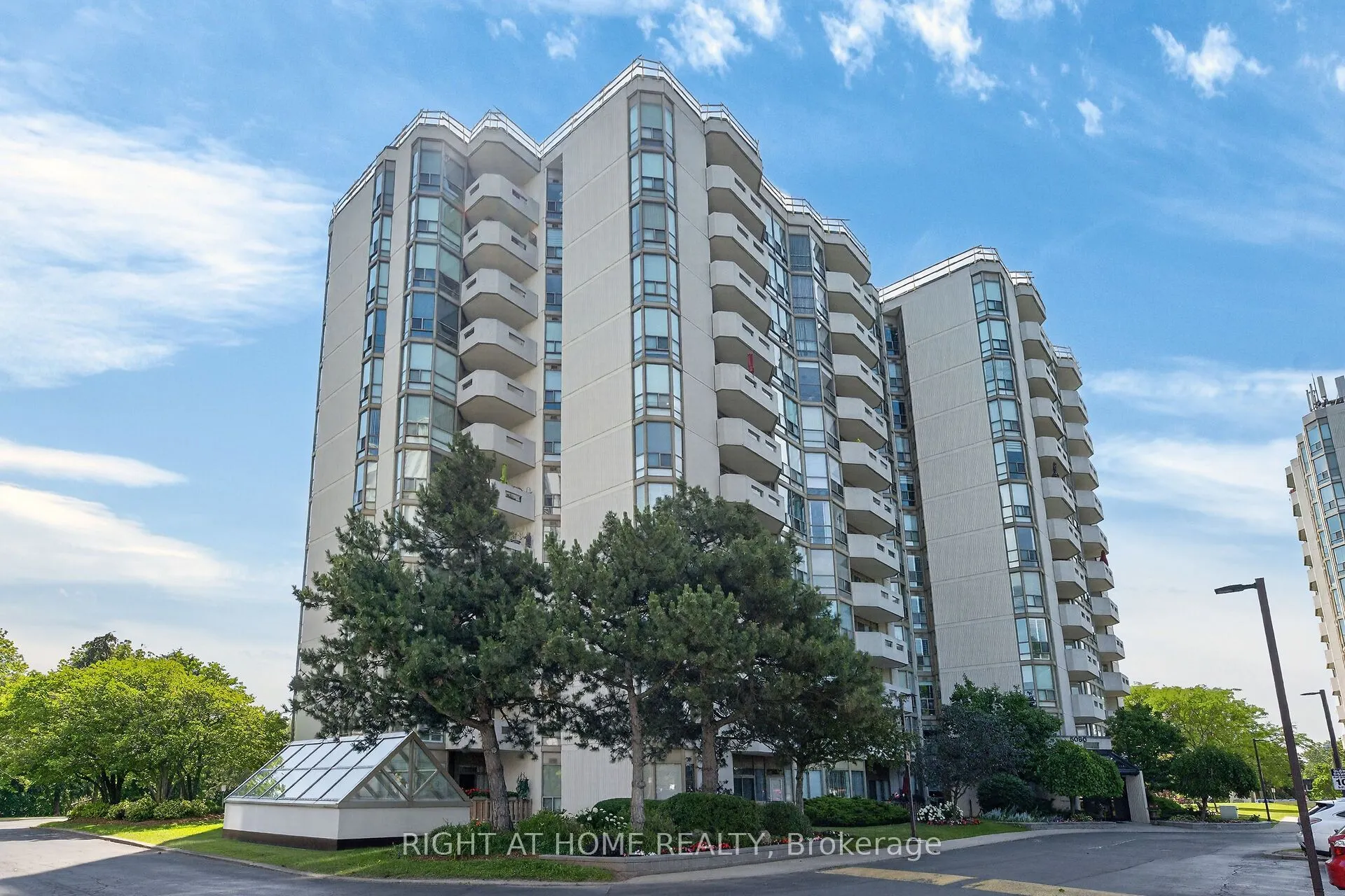 5080 Pinedale Avenue #306