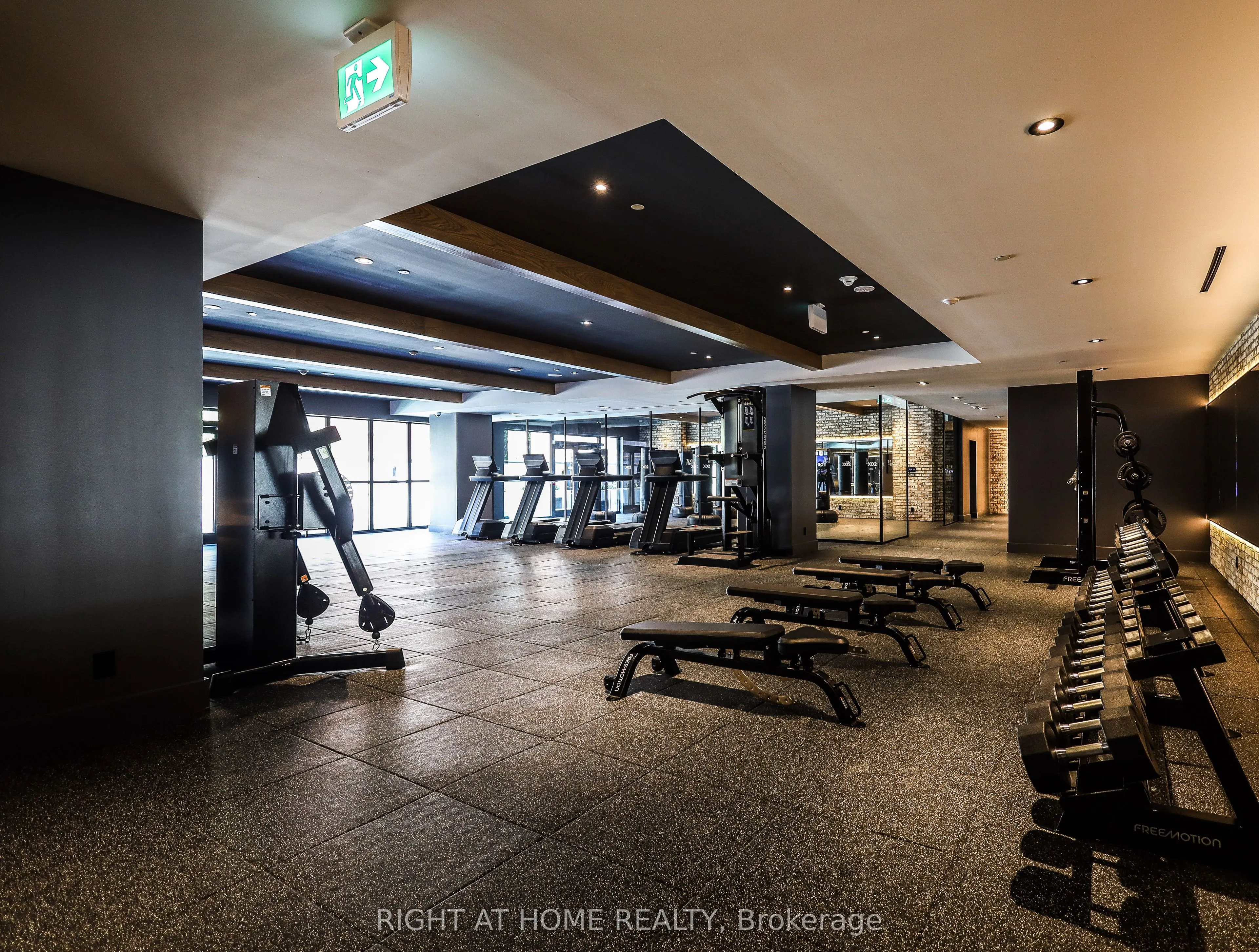285 Dufferin Street #525