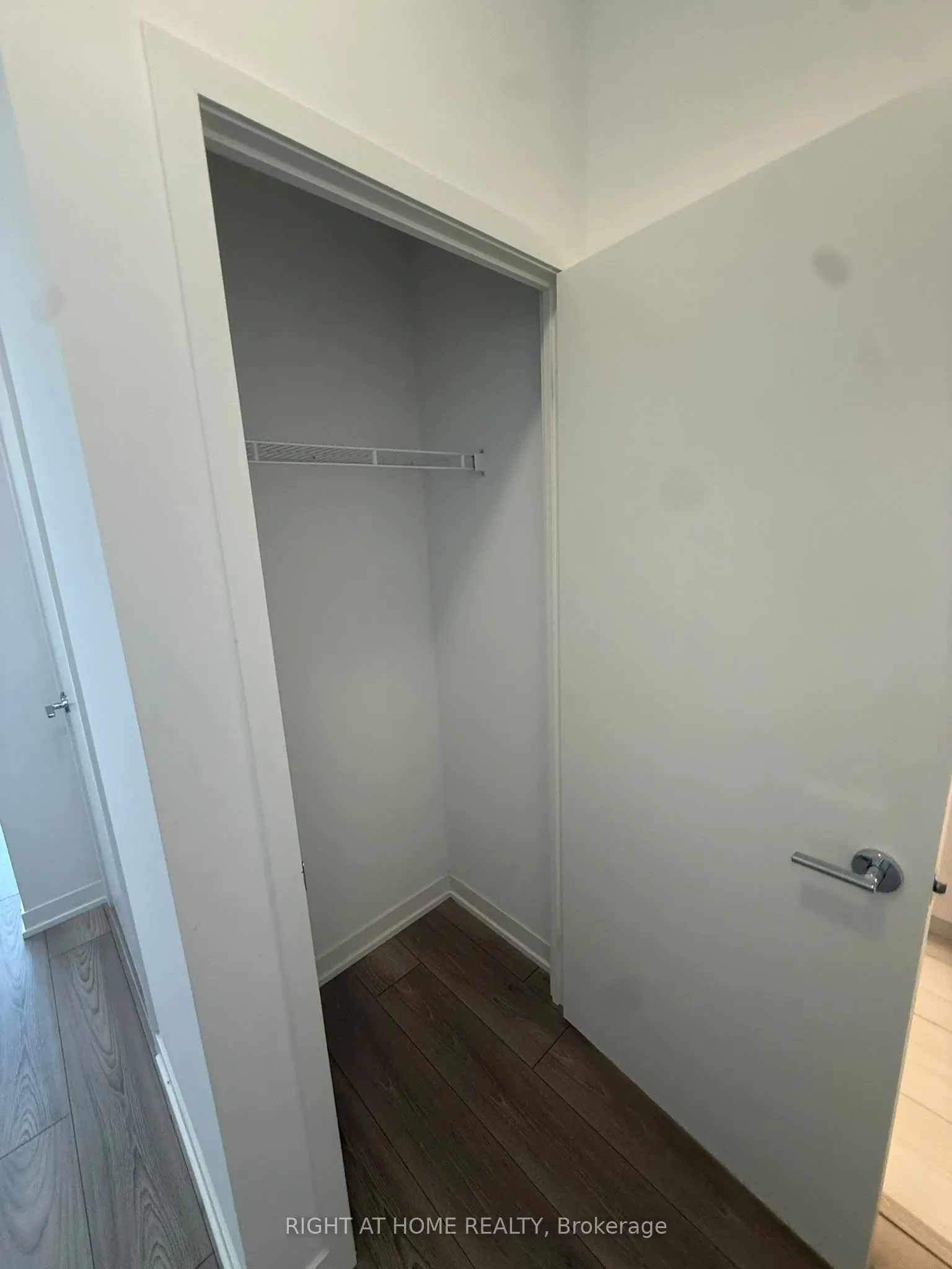 285 Dufferin Street #525