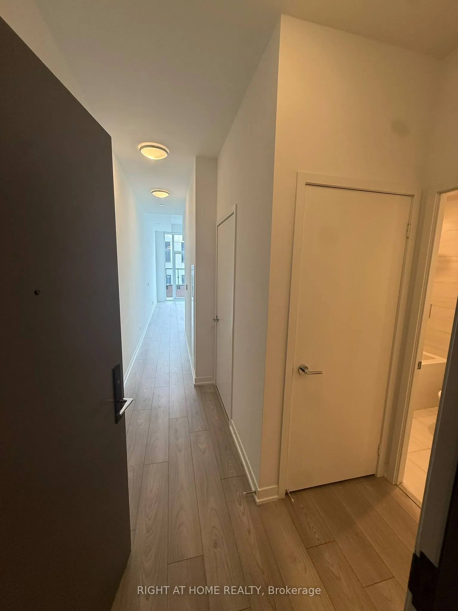 285 Dufferin Street #525