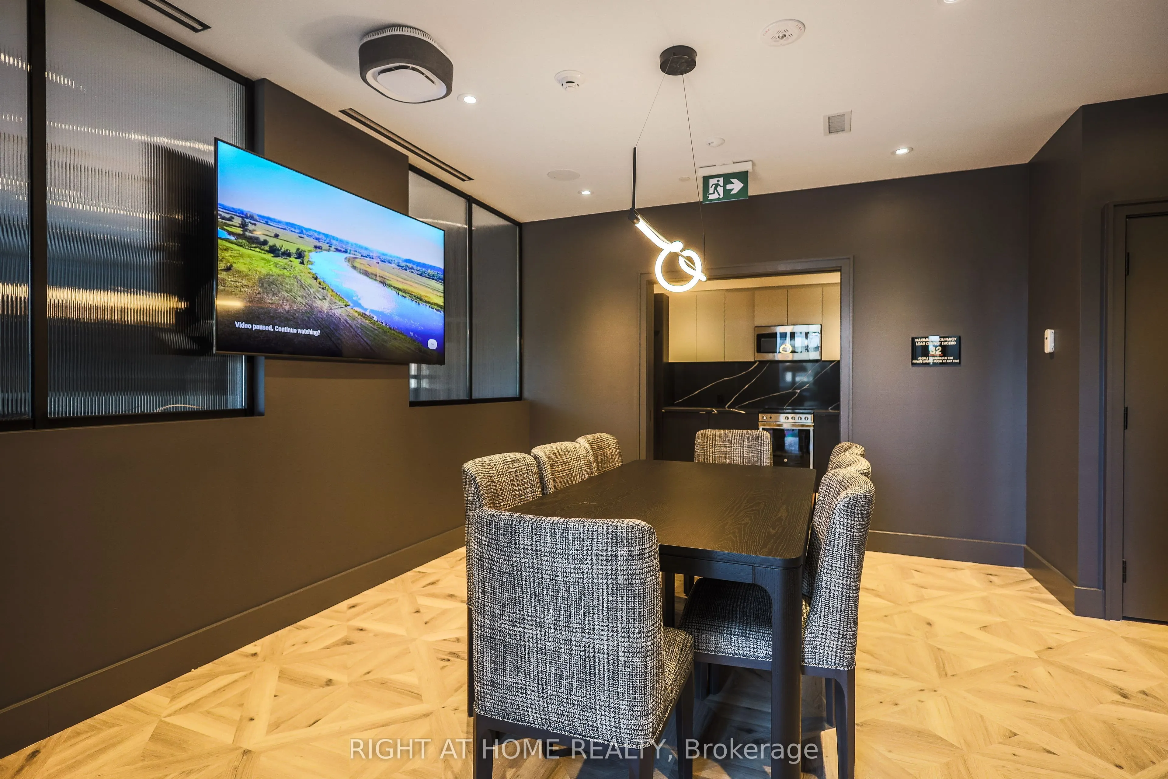 285 Dufferin Street #525