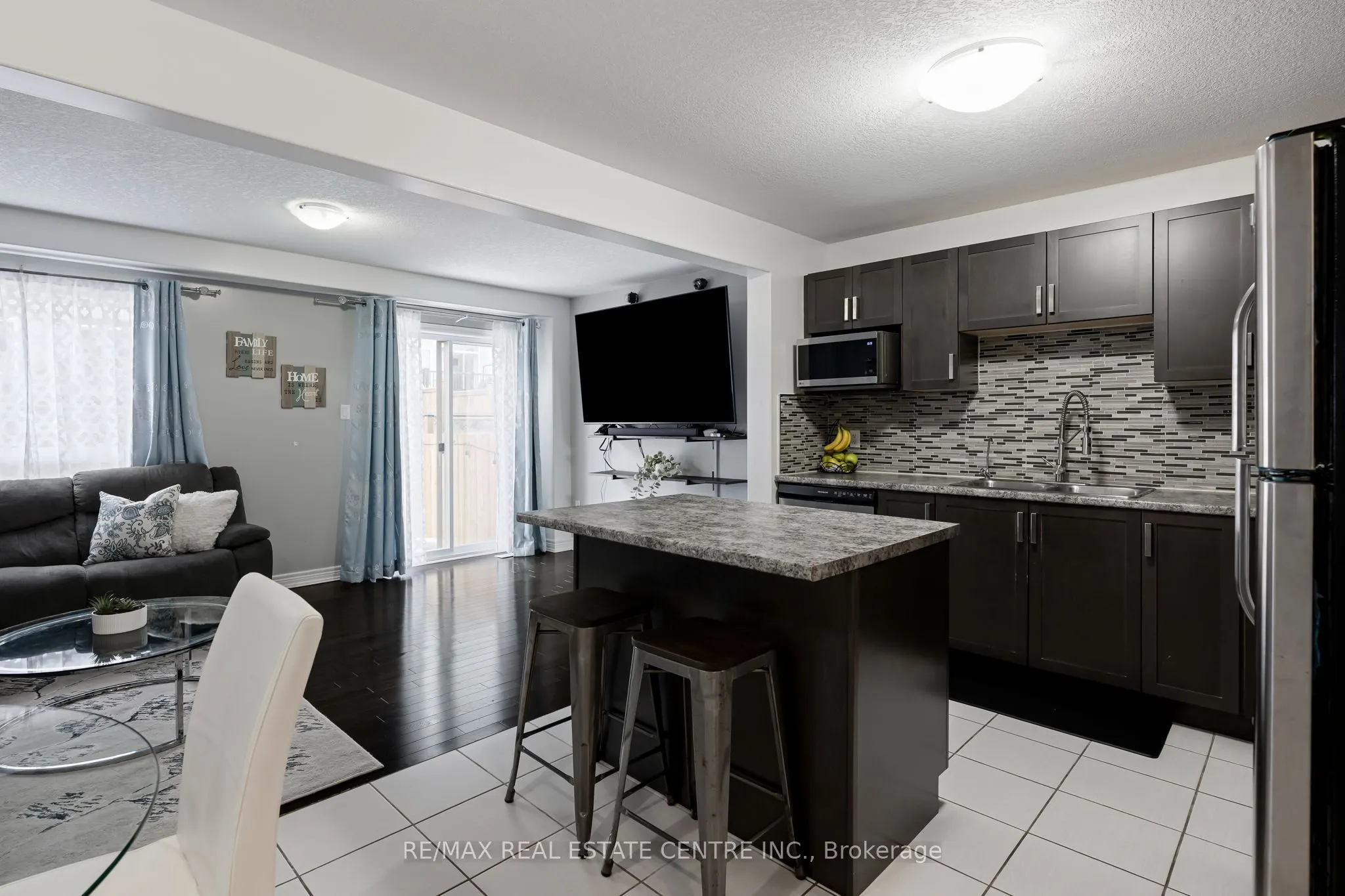 124 Parkinson Crescent #67