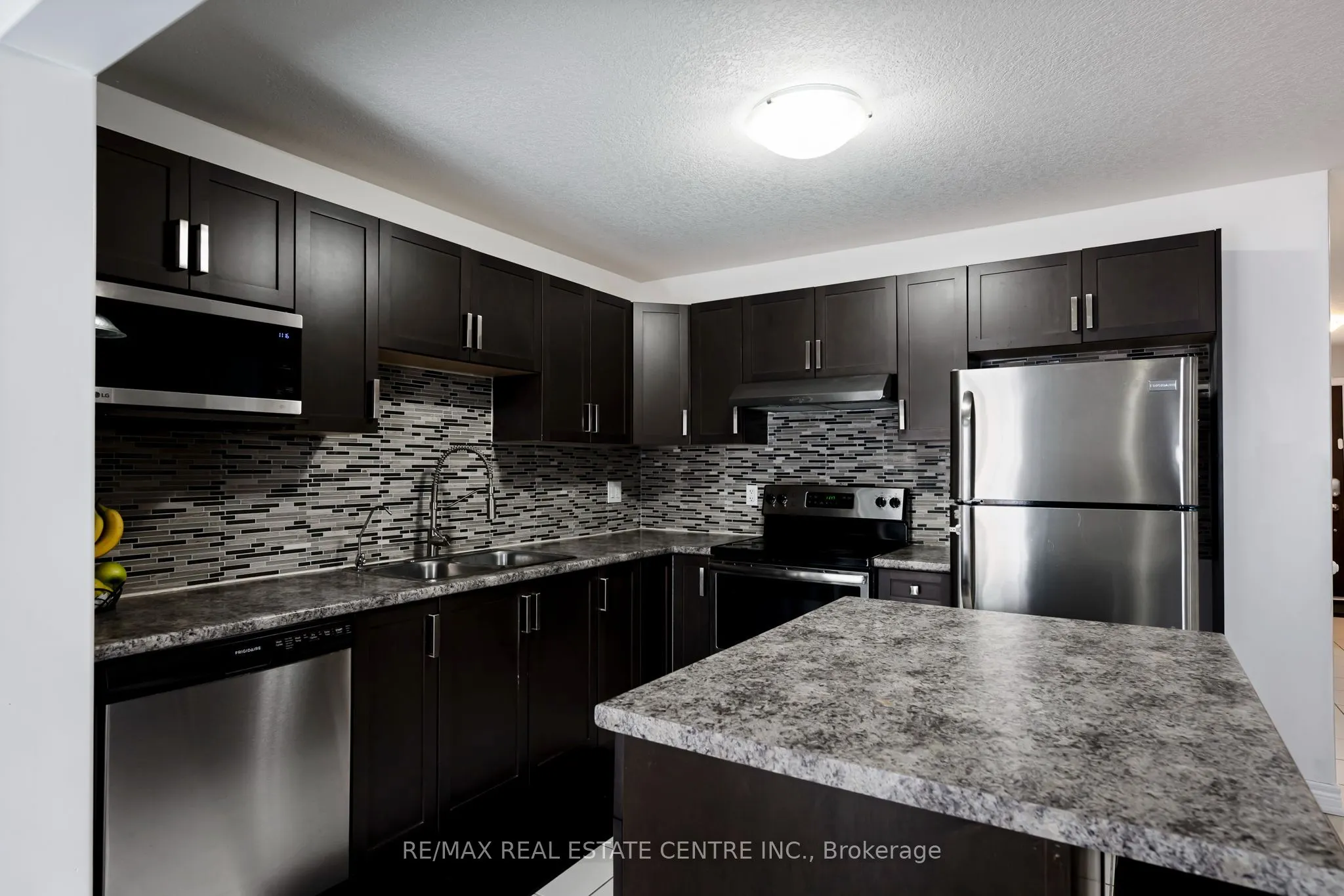 124 Parkinson Crescent #67