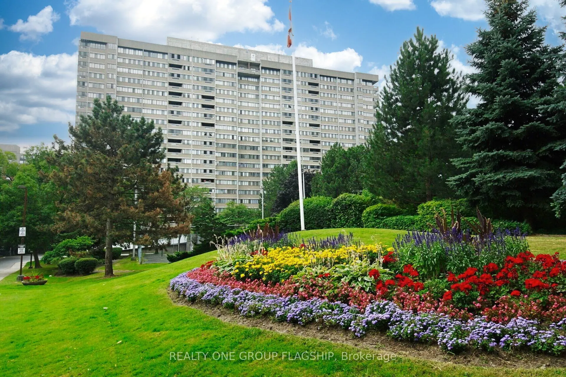 50 Elm Drive E #1209
